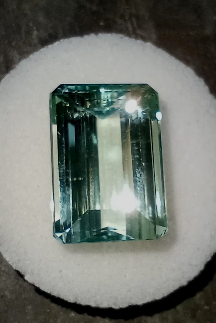 Genuine Hiddenite 34.25ct from thecoveatfoxhollow.com