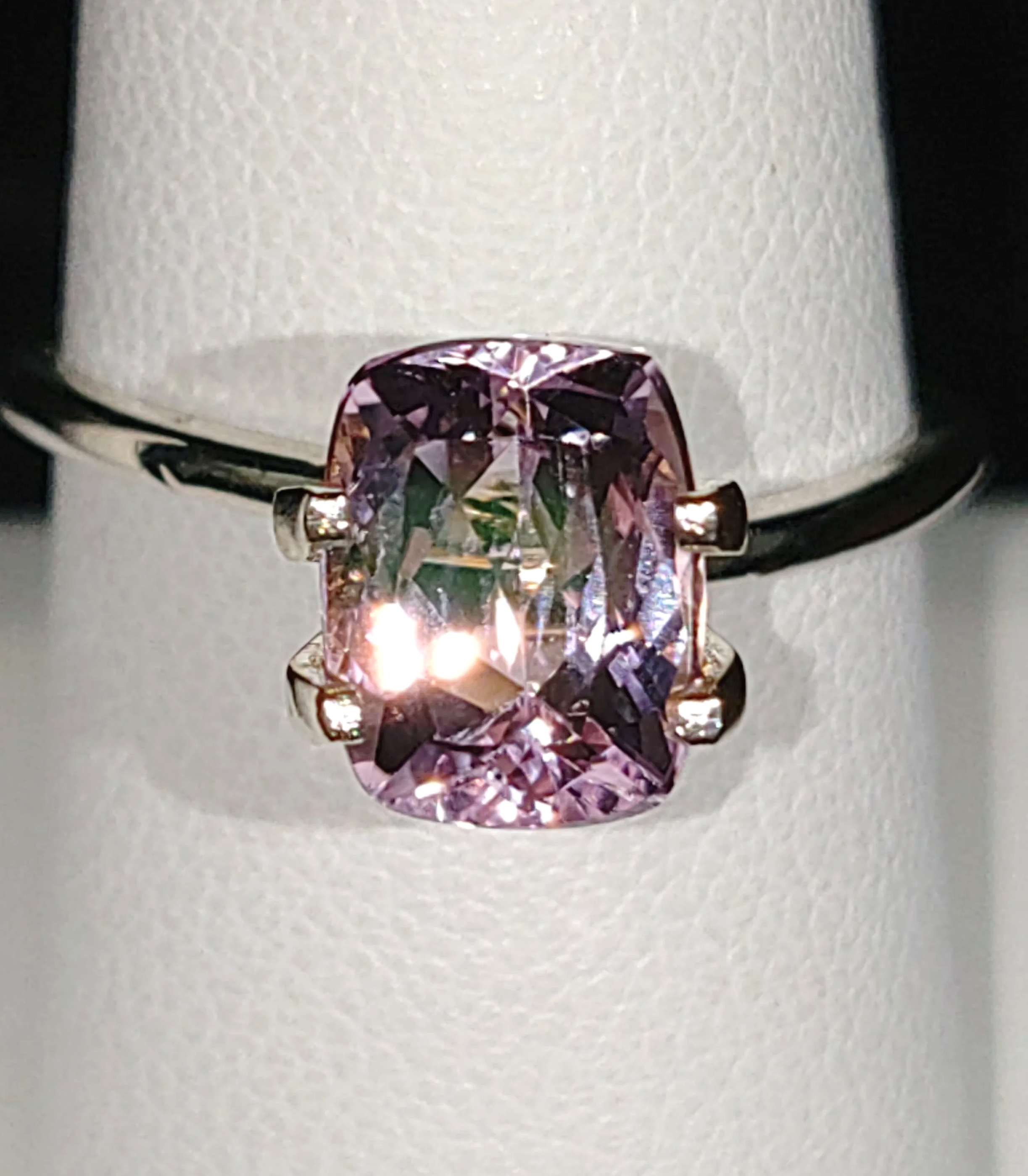 Genuine Kunzite 2.91ct from TheCoveAtFoxHollow.com