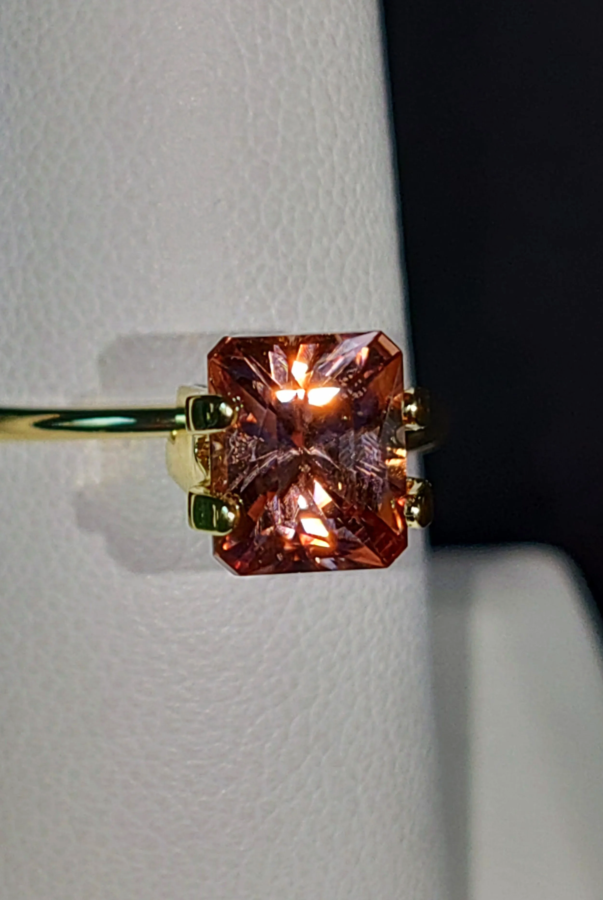 Genuine Imperial Color Change Apatite 2.45ct from TheCoveAtFoxHollow.com