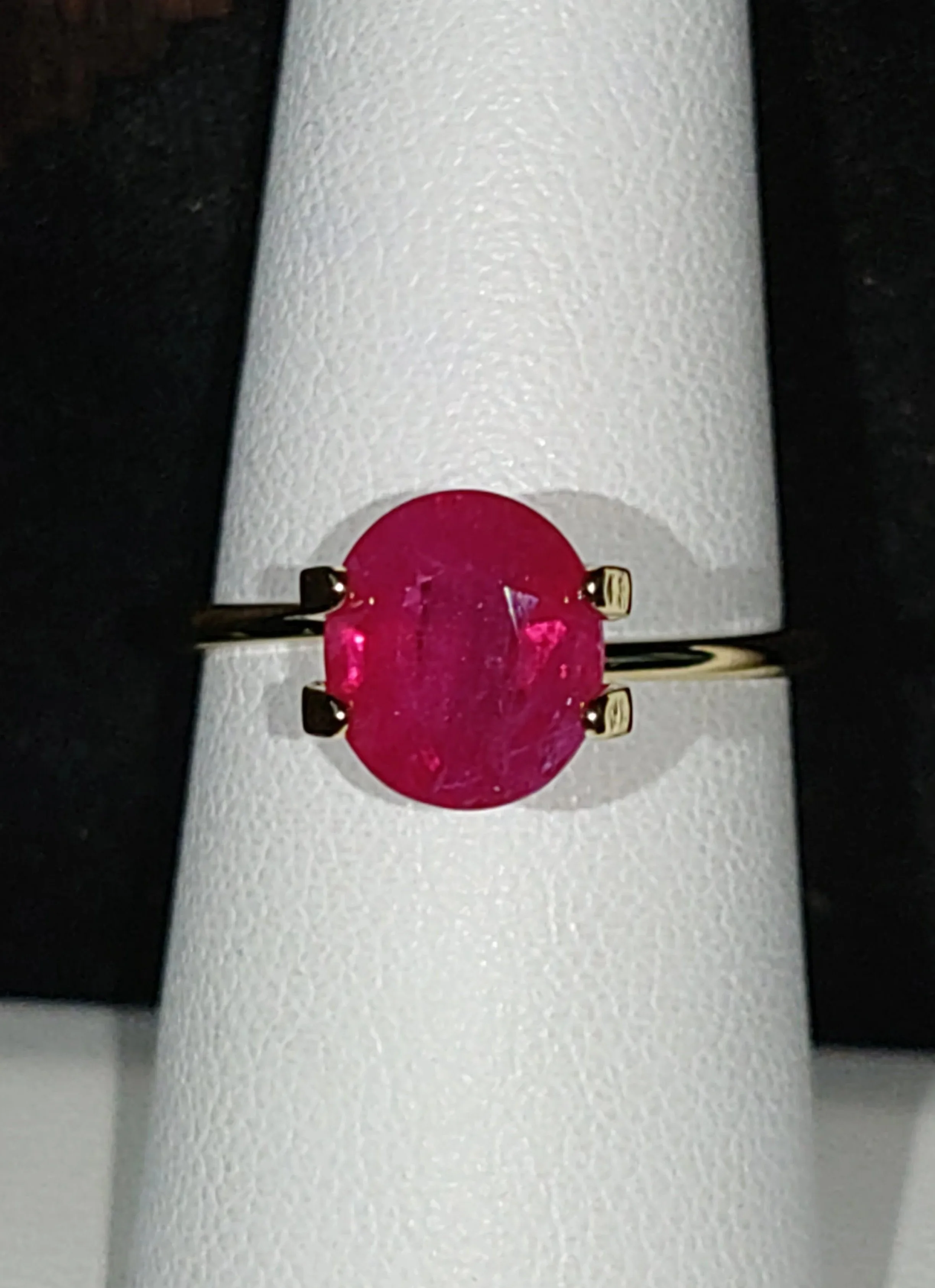 Genuine Mogok Burma Ruby 2.05ct from TheCoveAtFoxHollow.com