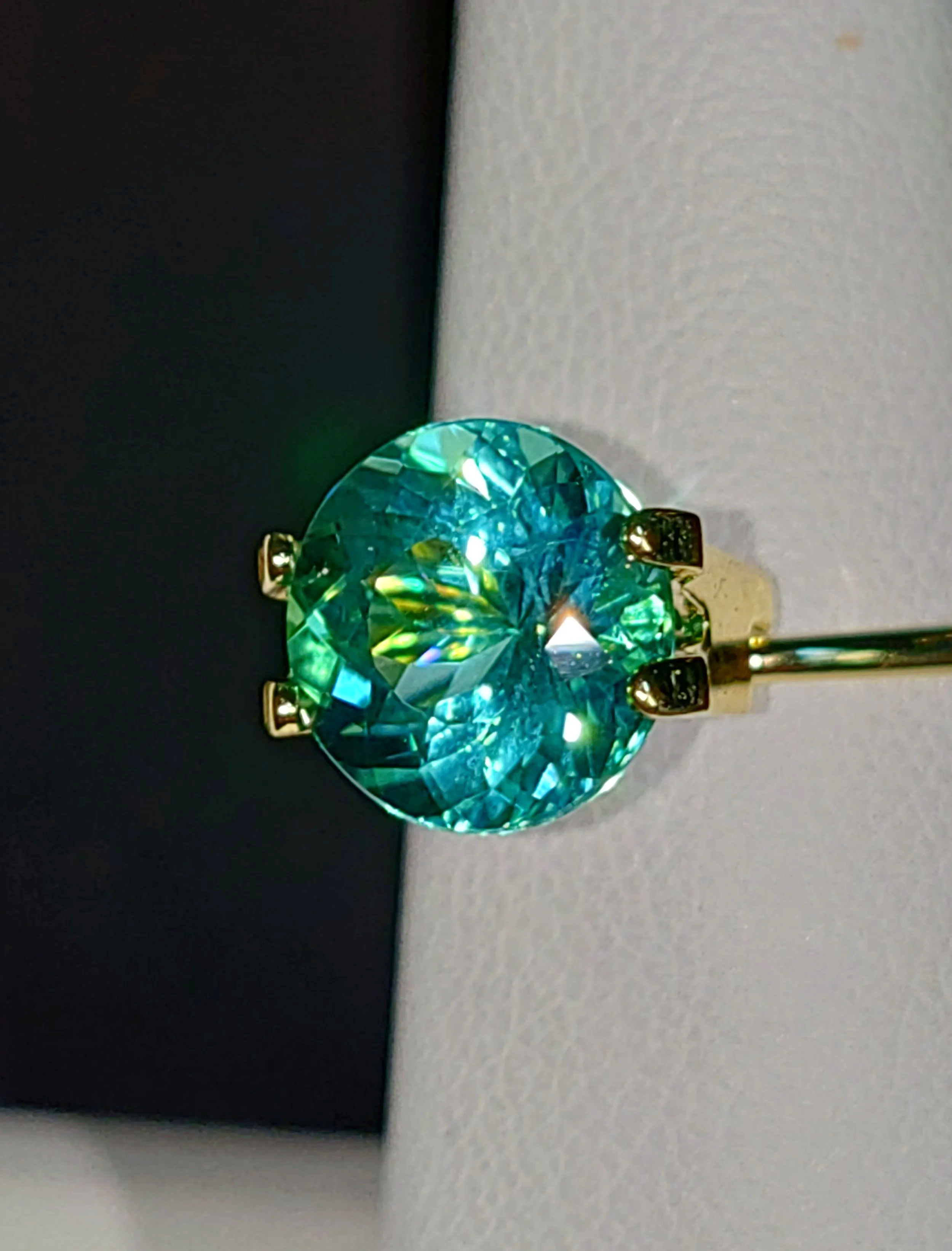 Neon Paraiba Tourmaline 2.83ct