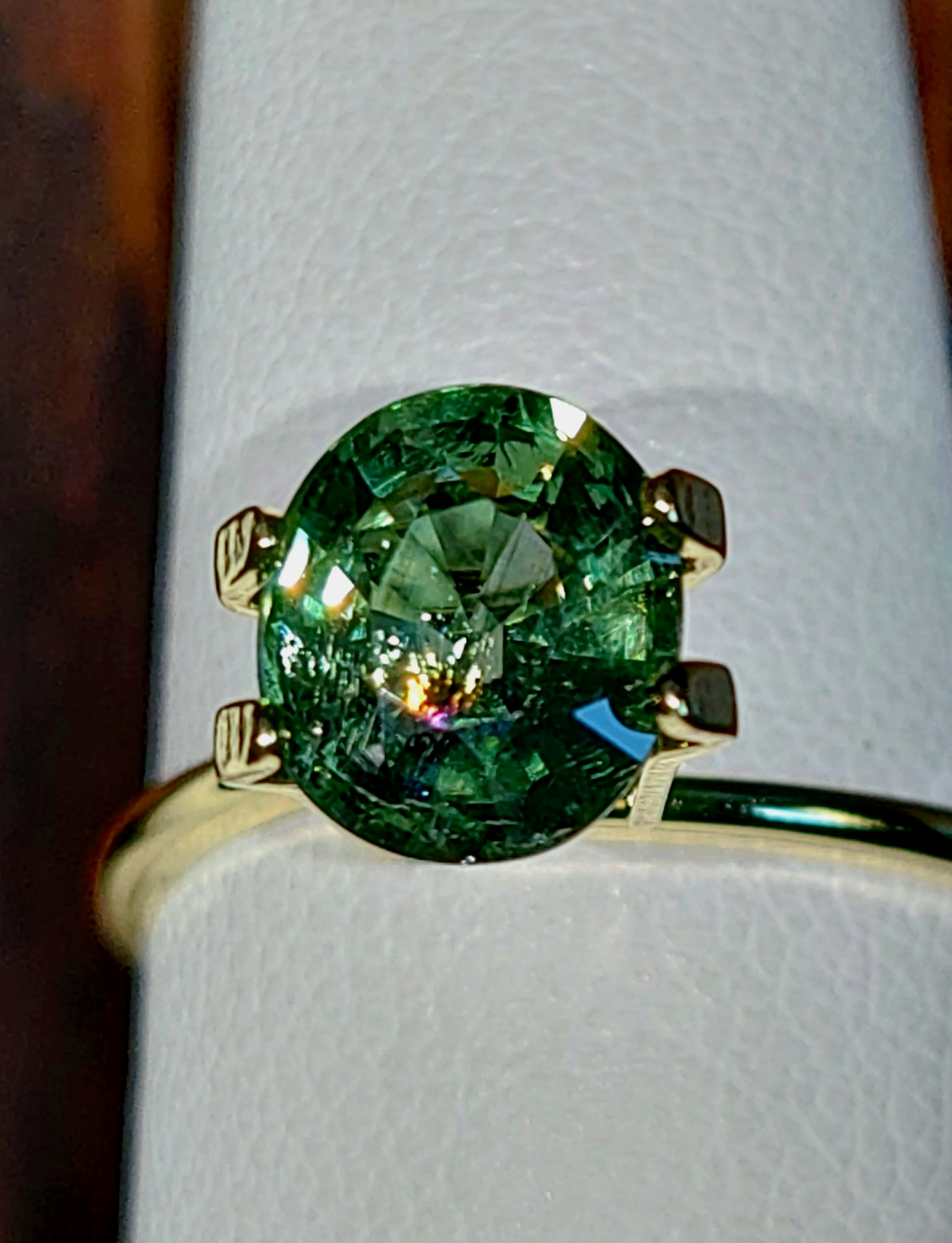 Genuine Unheated Green Apatite 1.70ct from TheCoveAtFoxHollow.com