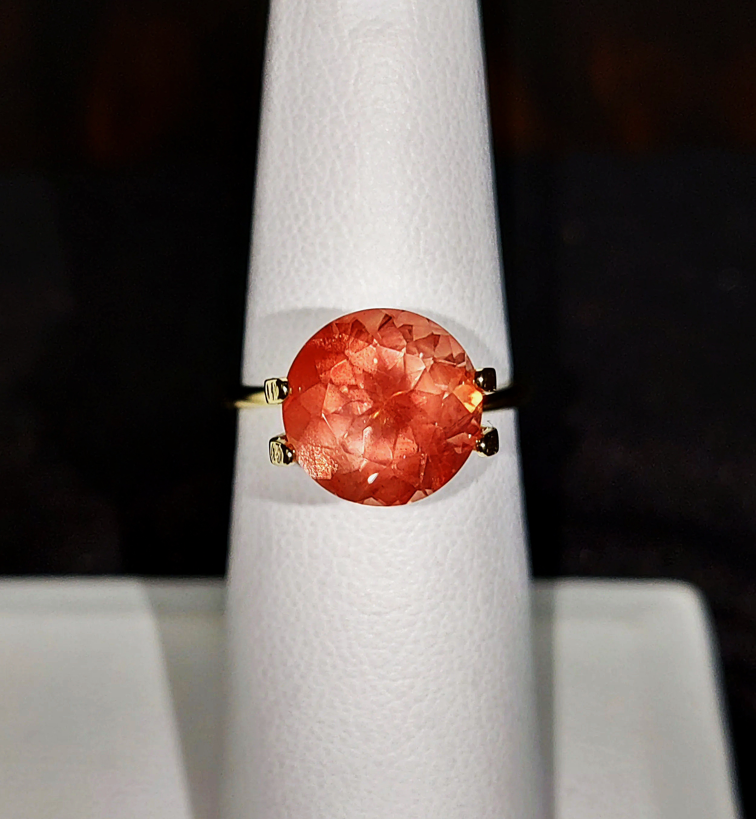 Genuine Oregon Sunstone 3.50ct from TheCoveAtFoxHollow.com