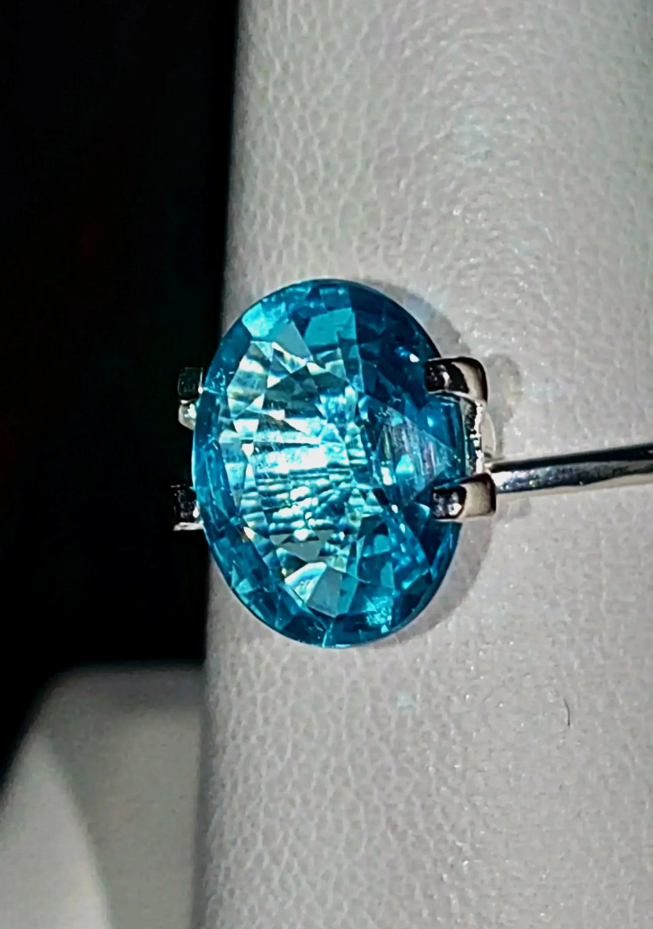 Genuine Apatite 2.85ct from TheCoveAtFoxHollow.com