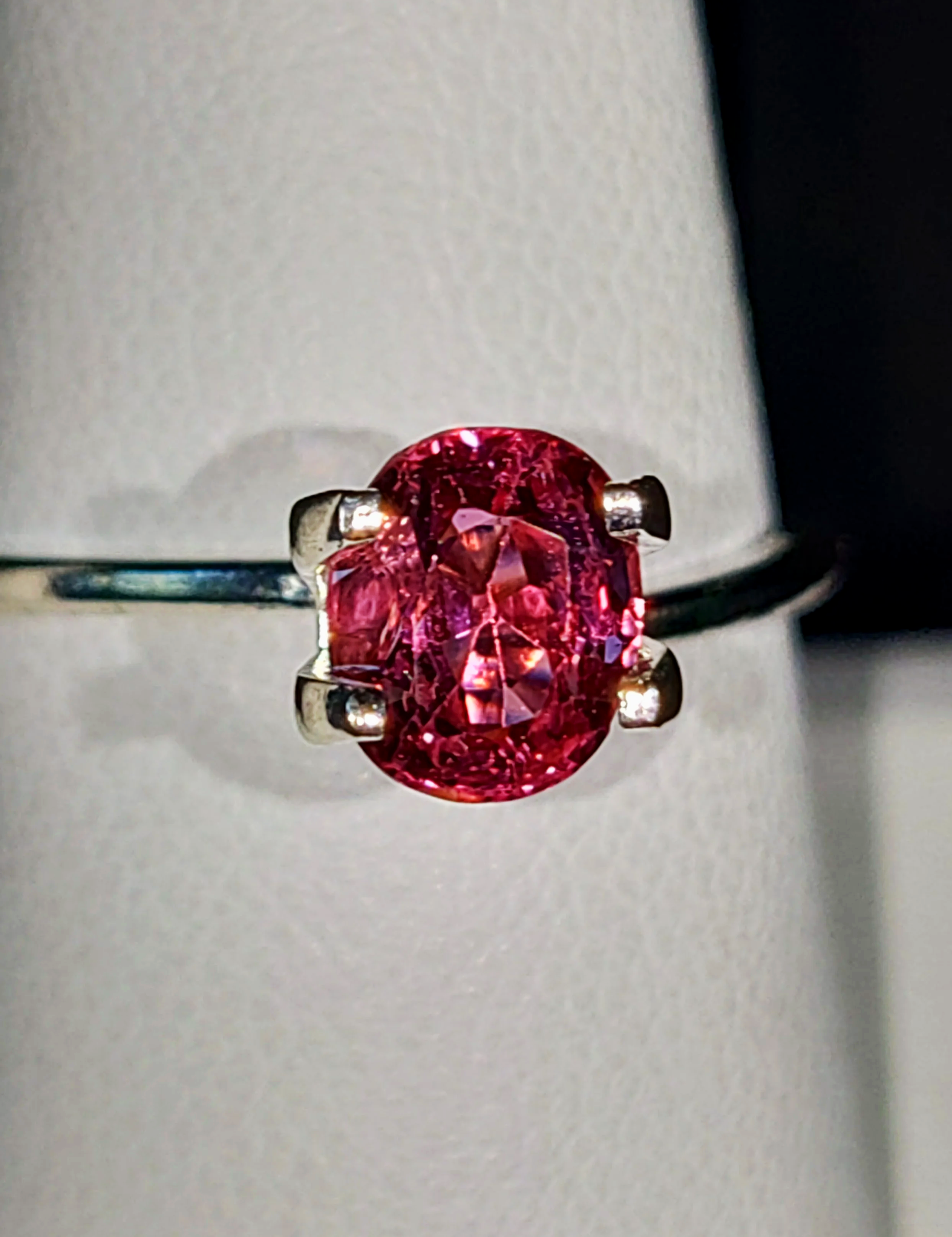 Red Burmese Spinel 1.26ct