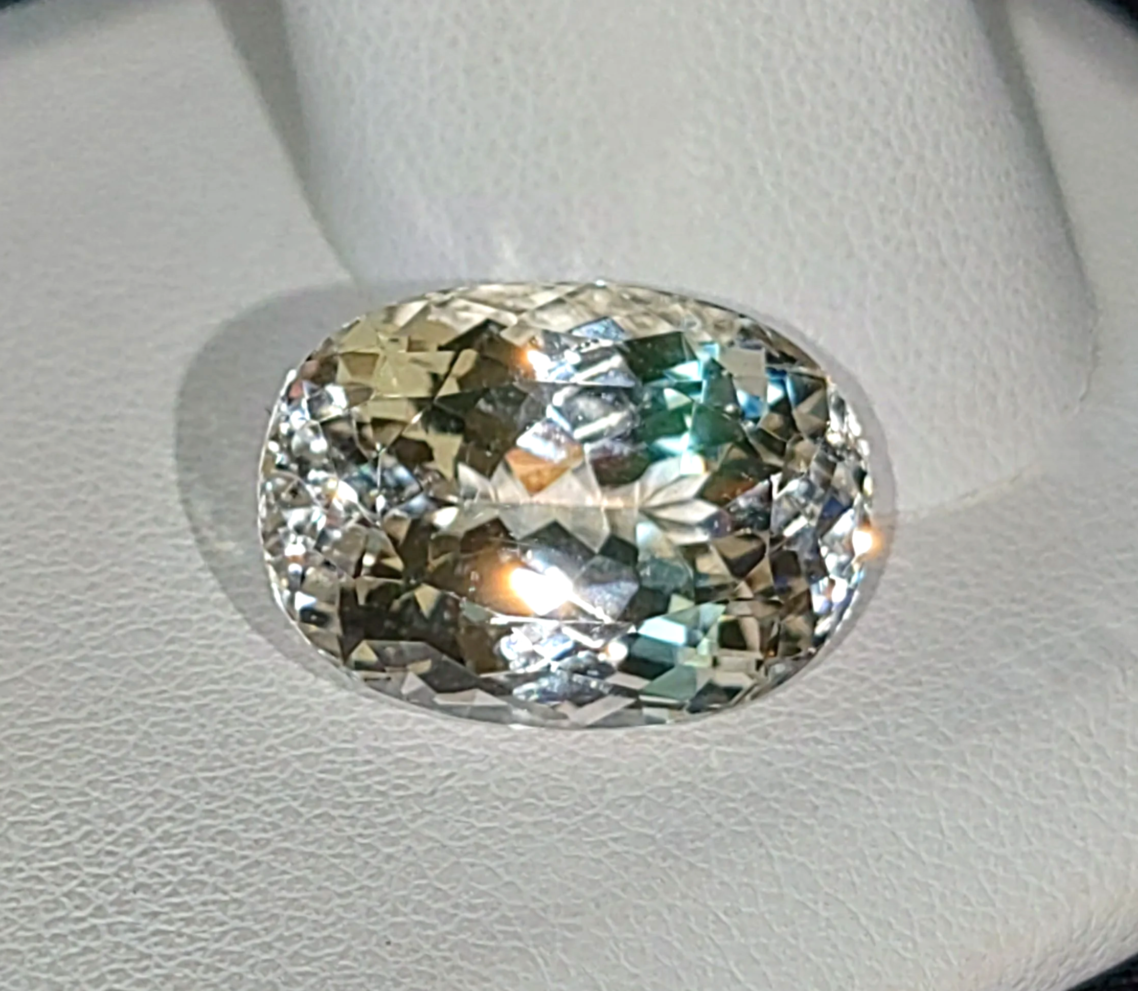 Triphane 14.93ct