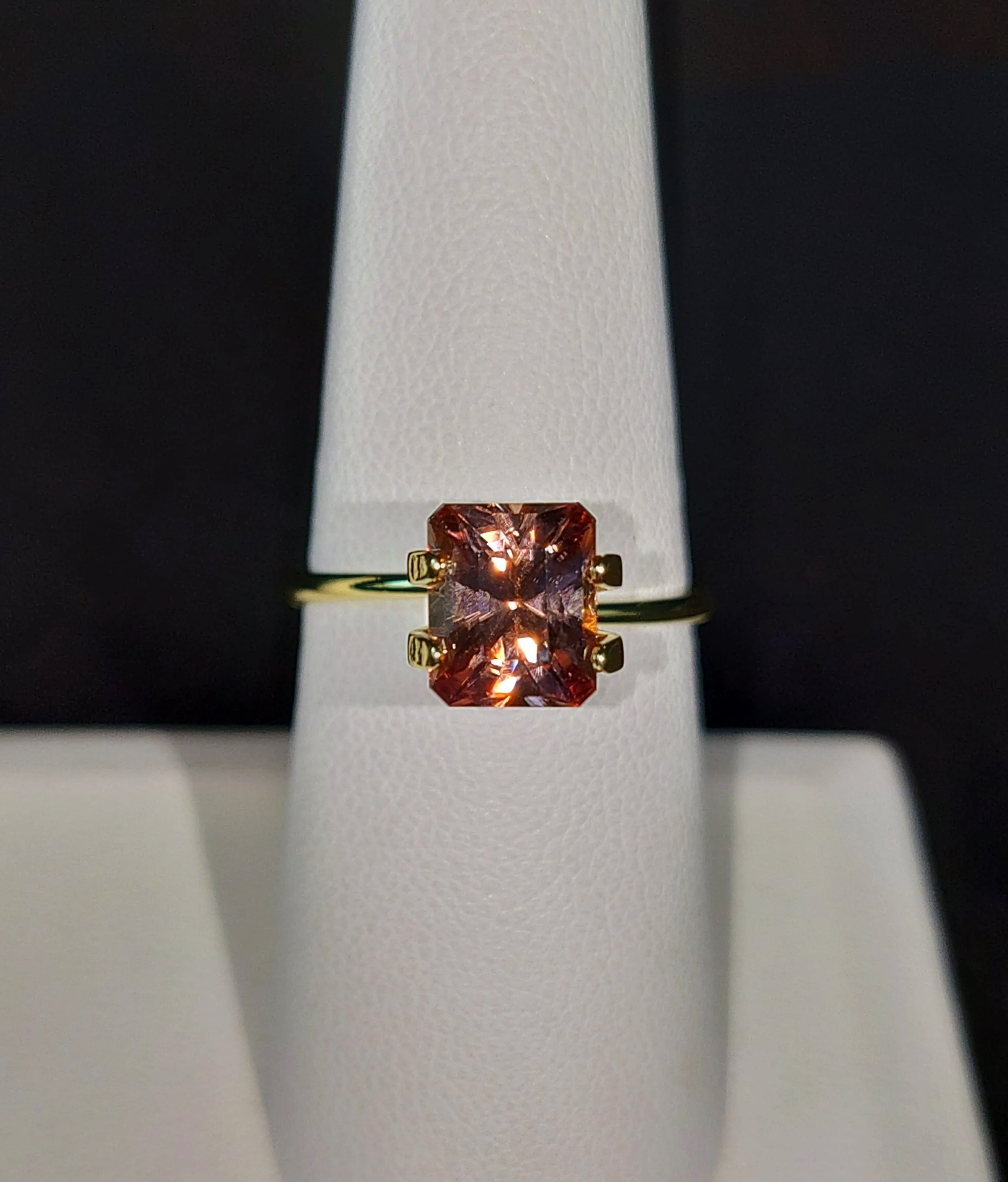 Genuine Imperial Color Change Apatite 2.45ct from TheCoveAtFoxHollow.com