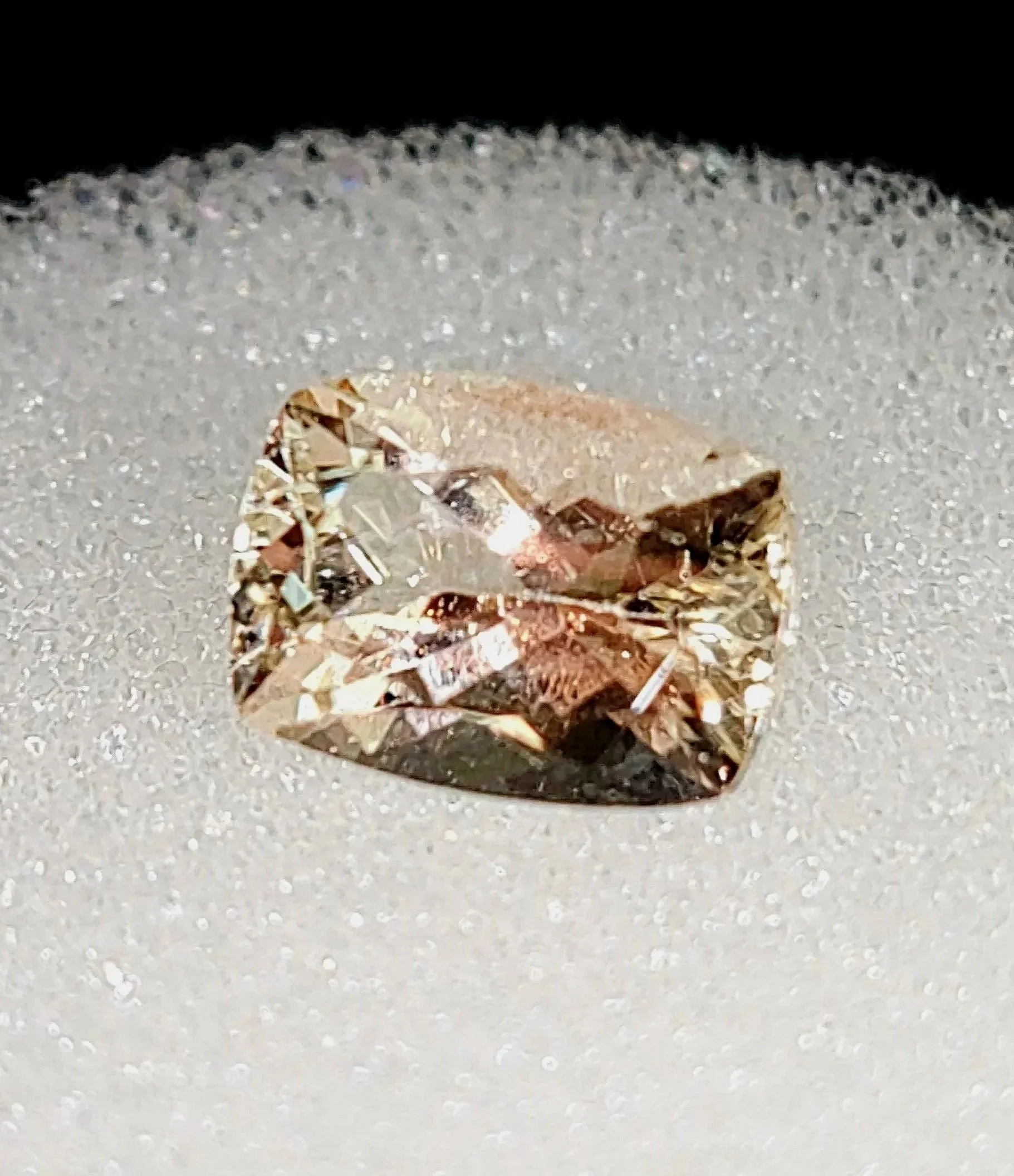 Genuine Oregon Sunstone 1.58ct from TheCoveAtFoxHollow.com