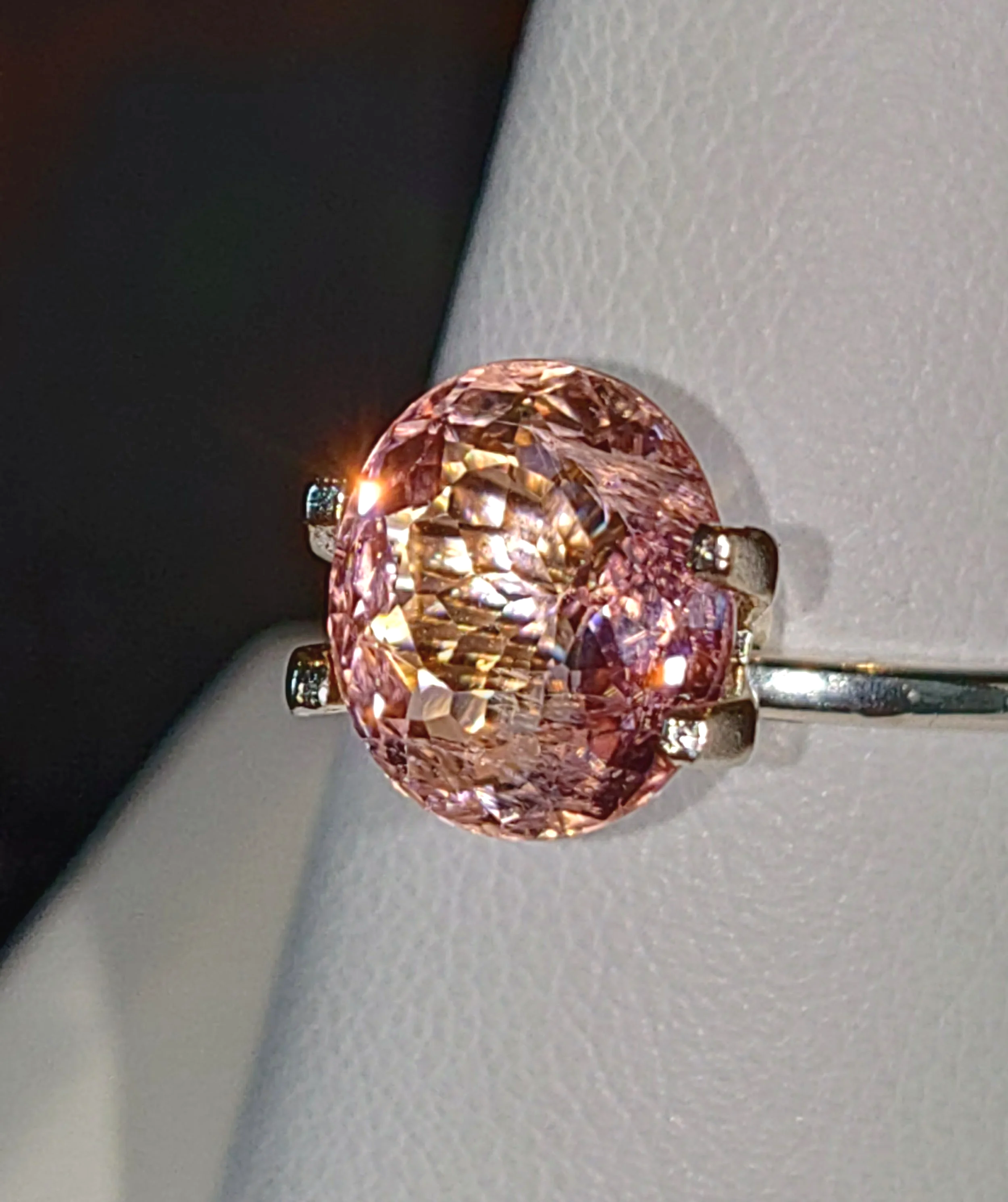 Neon Pink Titanium Tourmaline 2.93ct