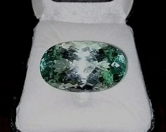 Genuine Hiddenite 68.75ct from TheCoveAtFoxHollow.com