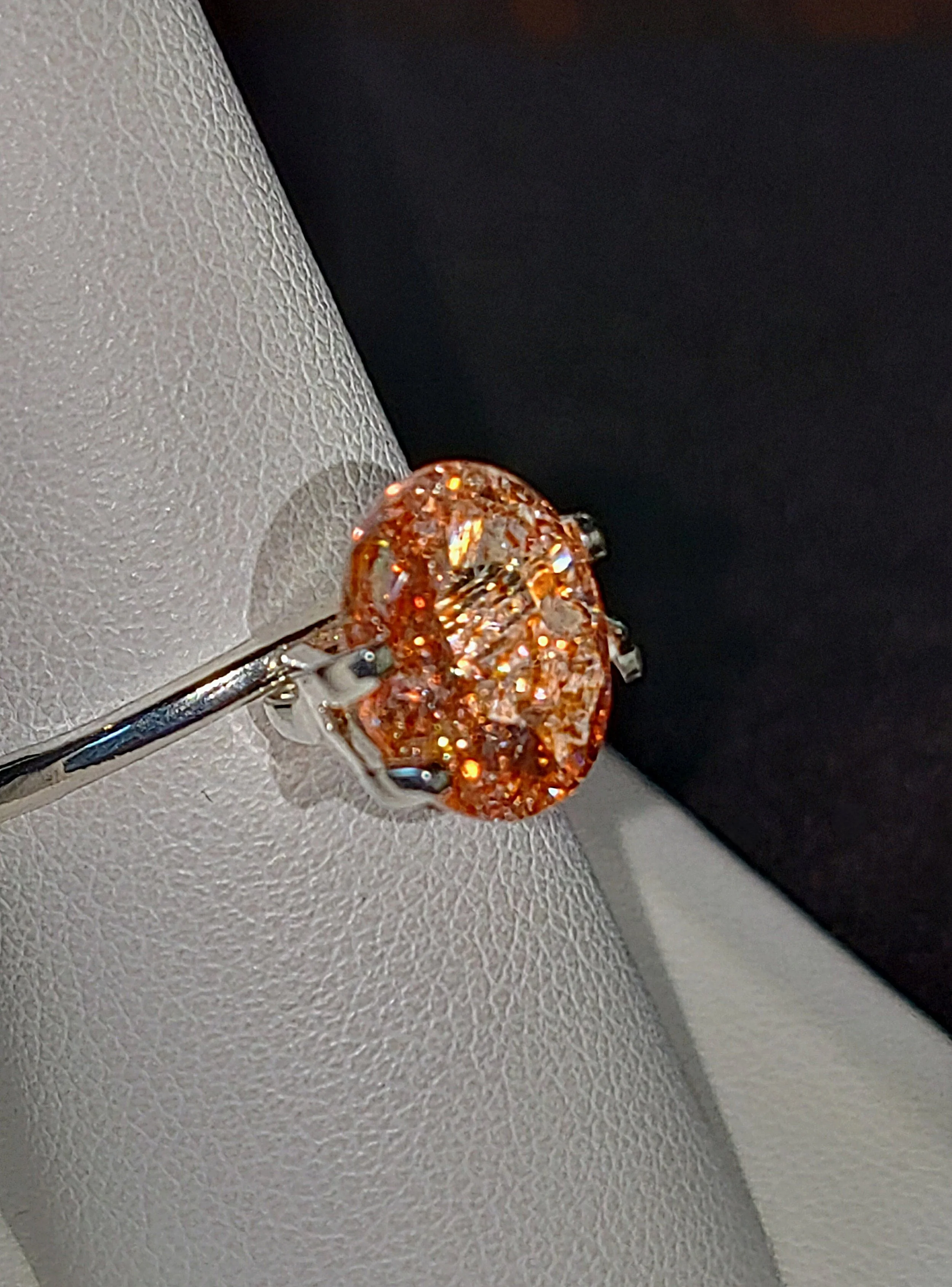 Genuine Tanzanian Sunstone 2.56ct from TheCoveAtFoxHollow.com