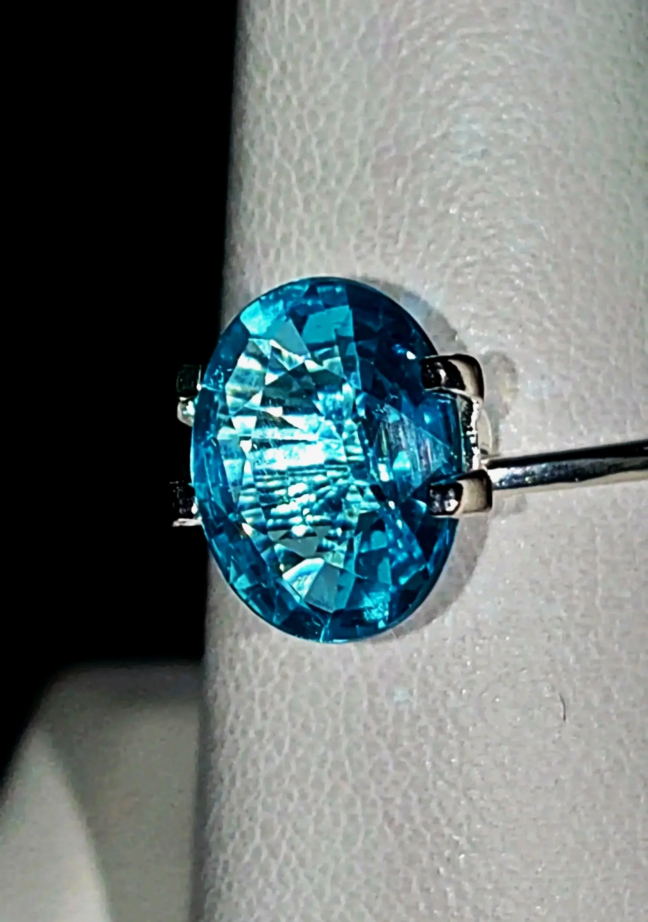 Genuine Apatite 2.85ct from TheCoveAtFoxHollow.com
