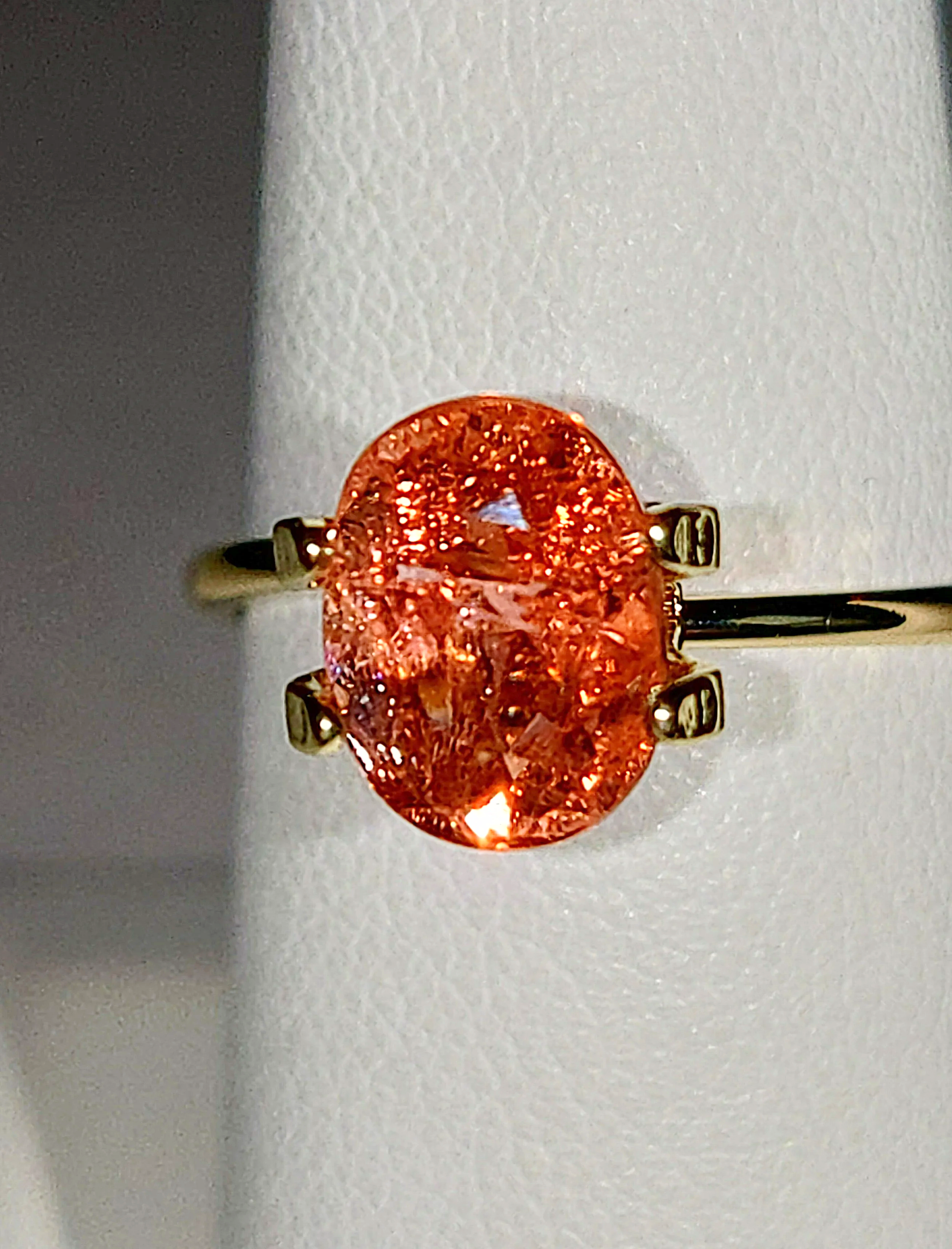 Neon Orange Titanium Tourmaline 2.07 carats • Oval
