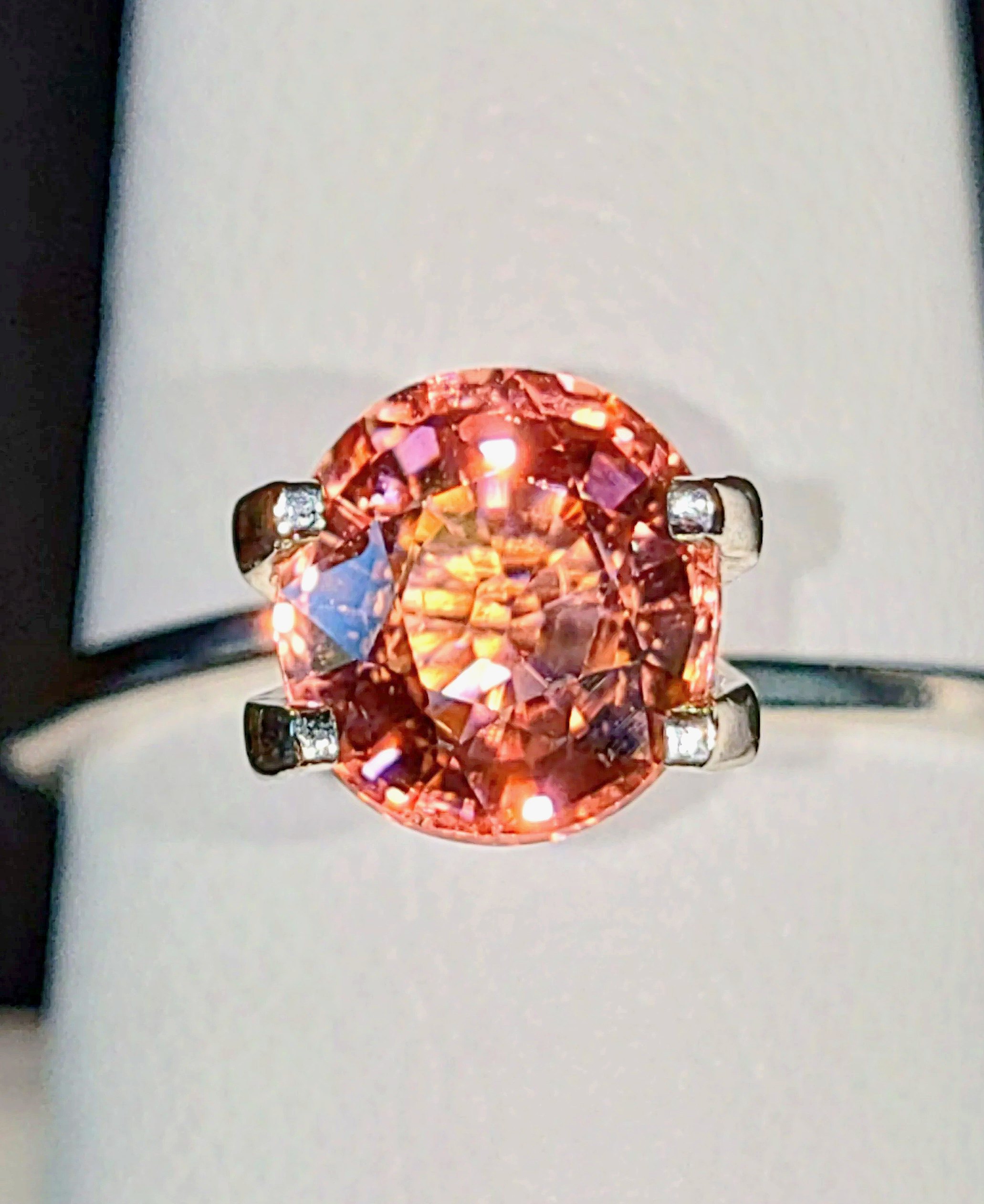 Neon Pink Titanium Tourmaline 1.75 carats • Oval