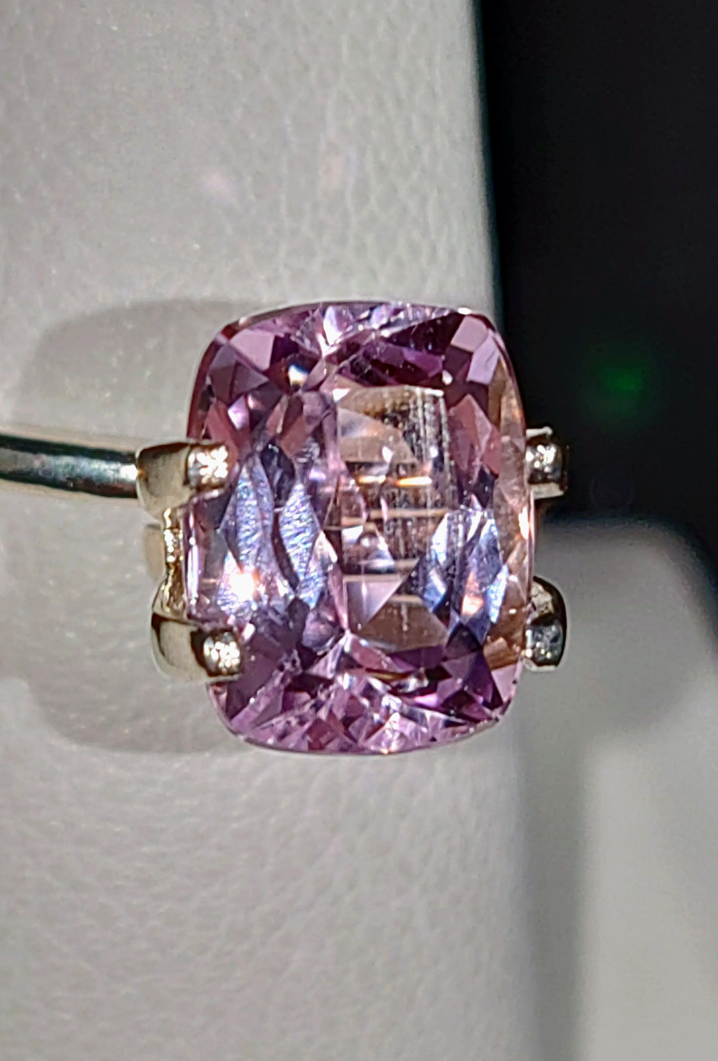 Genuine Kunzite 2.91ct from TheCoveAtFoxHollow.com