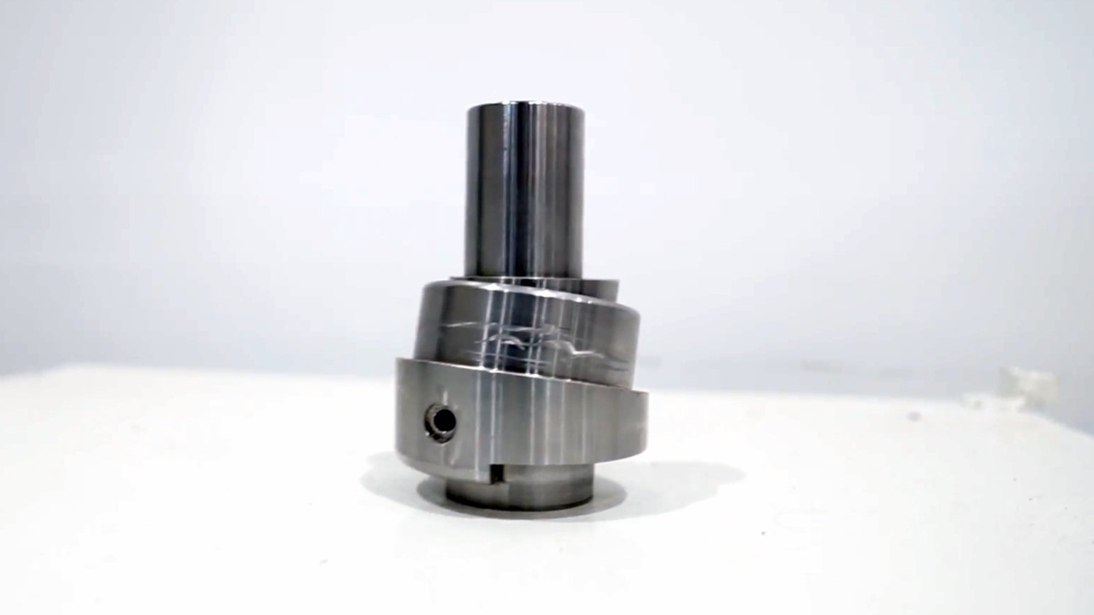 APM-machining3.jpg