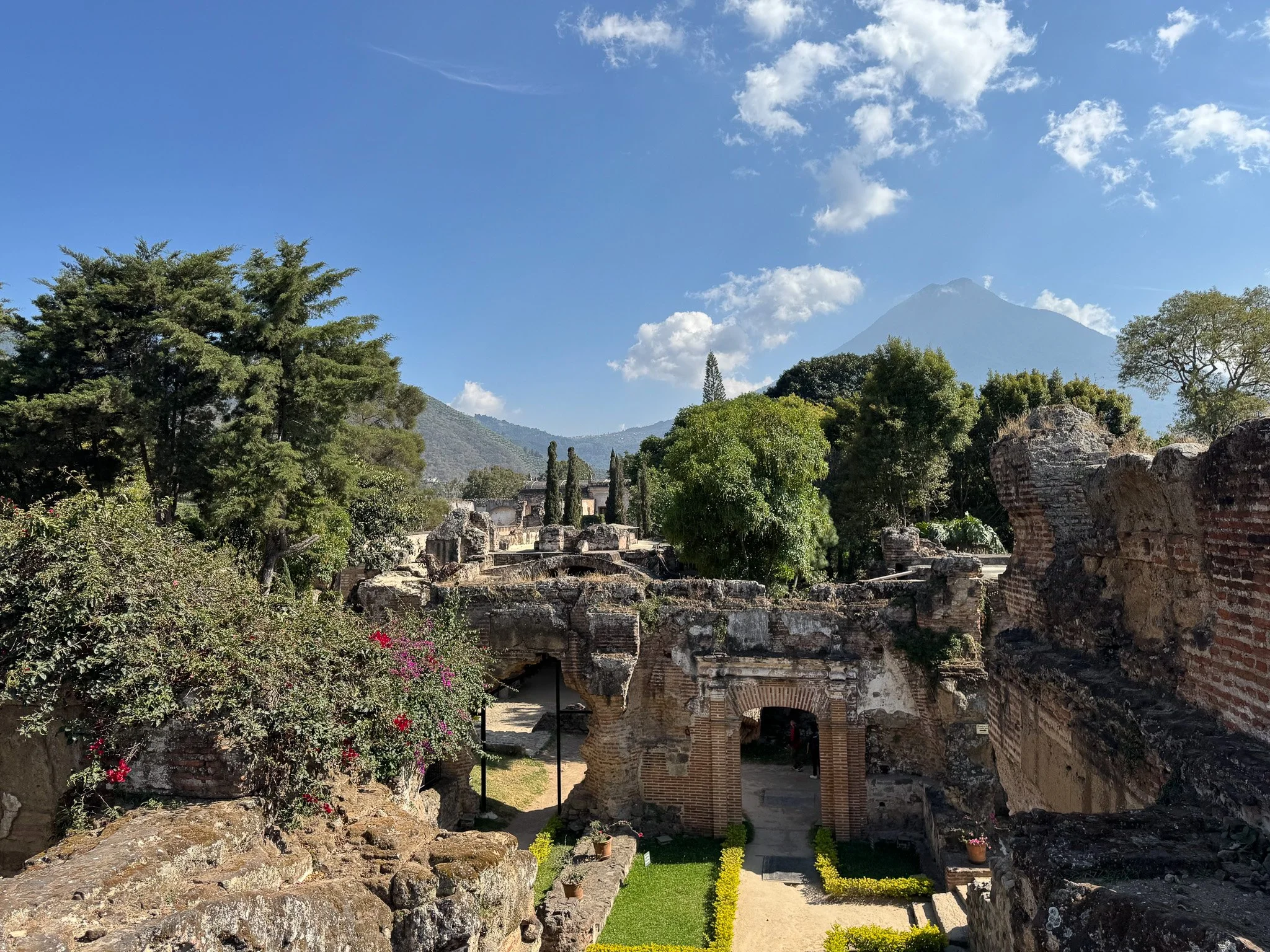 Tiger Team 32-007.jpg