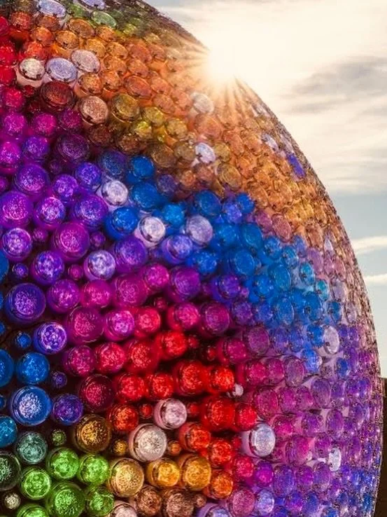 Each New Year&rsquo;s Eve, millions watch the crystal ball descend over Times Square to mark the turning of the year. But did you know its beauty is crafted in Ireland?

That sparkle comes from Waterford Crystal, one of Ireland&rsquo;s most storied m