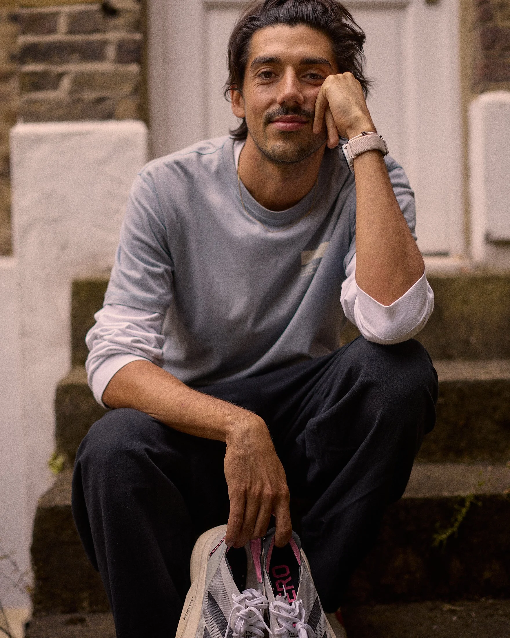 Book - Thomas  -  6.jpg