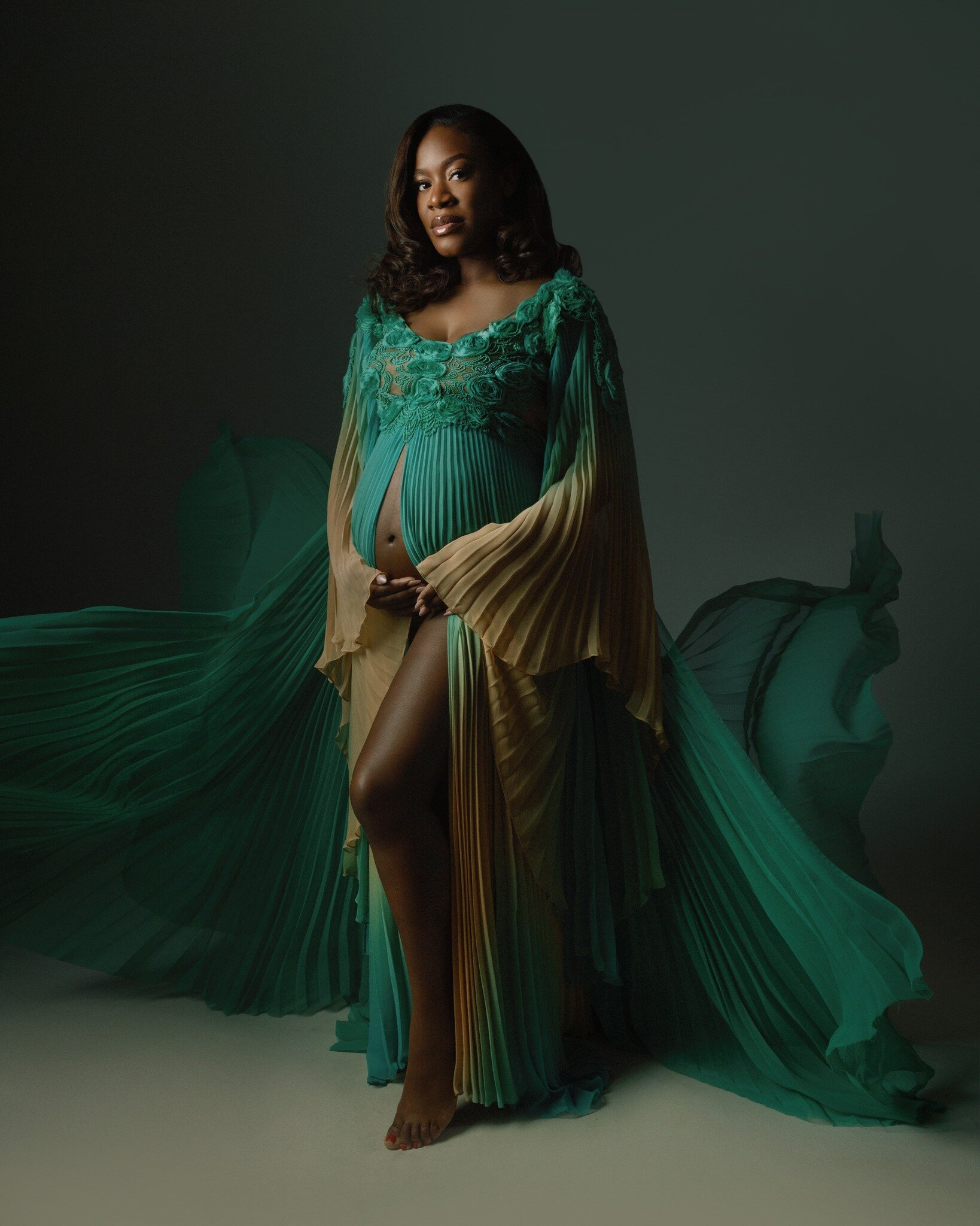 Maternity Photoshoot by @anjezadyrmishi
Dress Designer @geraldinas_couture rtesy of
#maternityphotography #maternityshoot #maternityphotographernearme
#pregnancy #maternityphotoshoot #maternity #maternityphotography #maternityphotoshoot #maternitypic