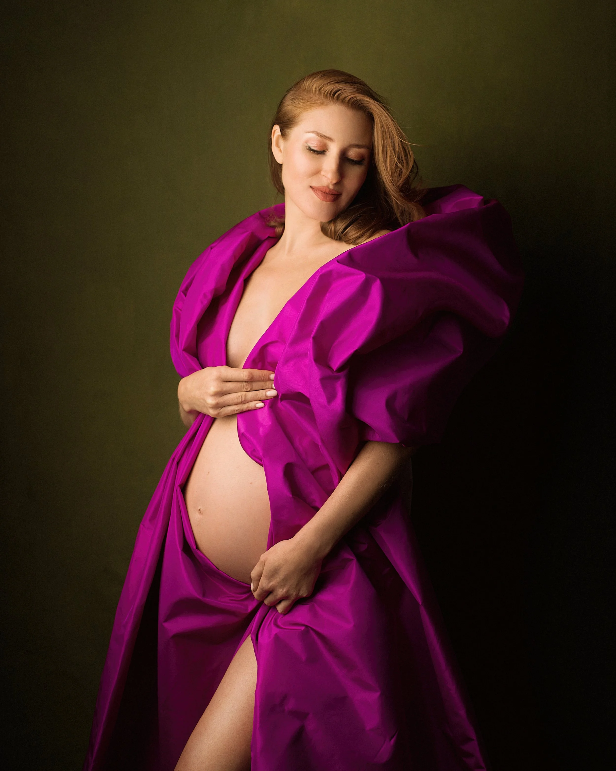 How to Prepare for Your Maternity Photoshoot: A Complete Guide for Expecting Moms