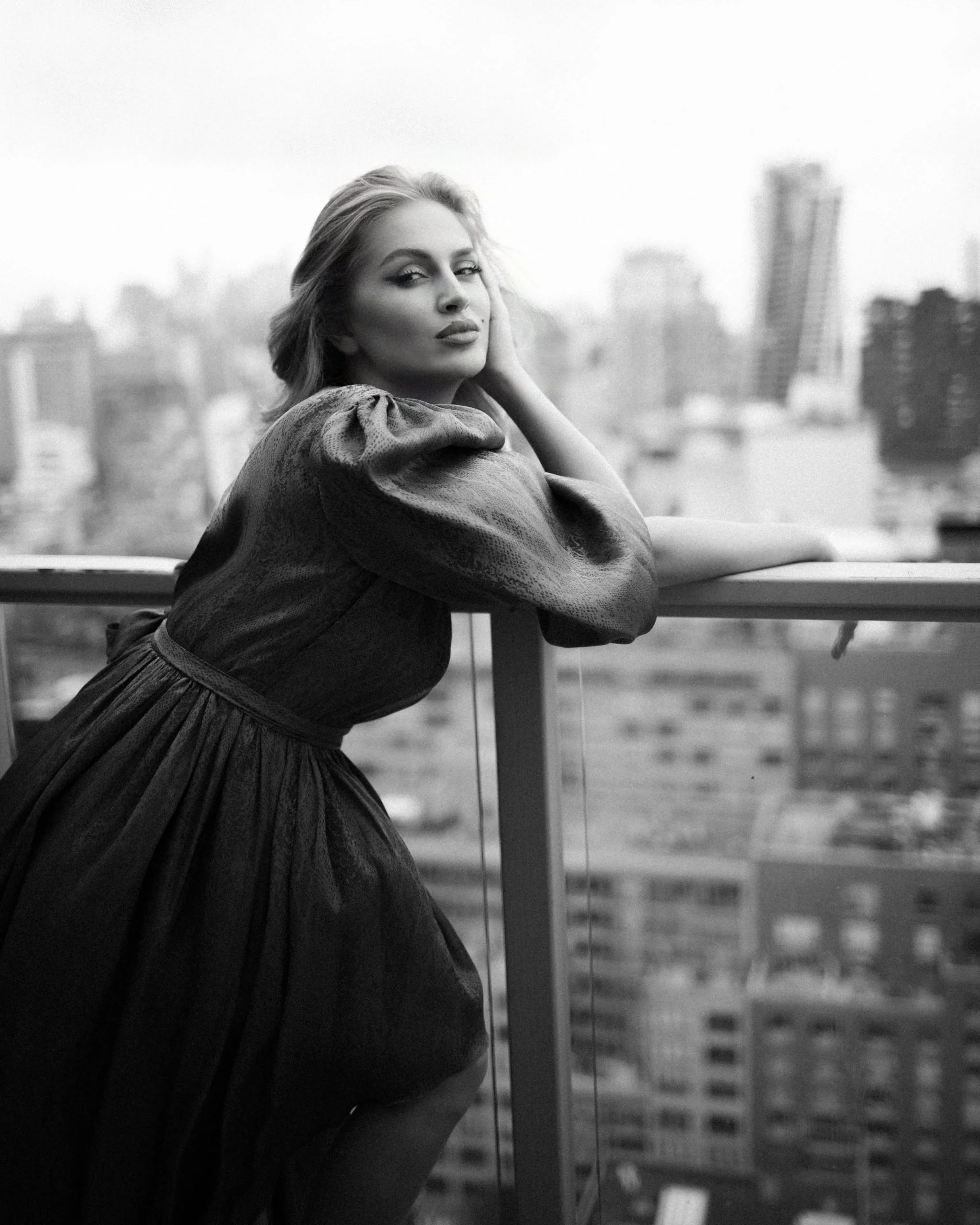 Black-white-model-portrait-photography-in-Manhattan-scaled.jpg