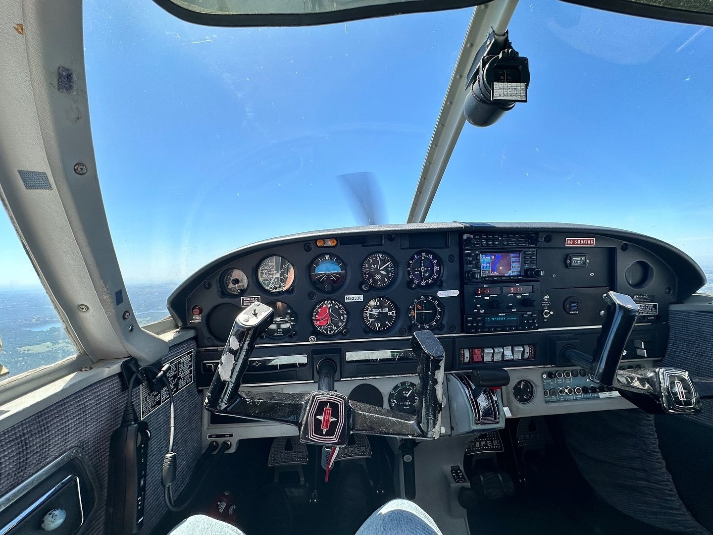 I don&rsquo;t know about you, but I love a good panel shot 📸 Hope everyone is having a good sunny ☀️ weekend! 
&bull;
&bull;
&bull;
#weekend #aviation #pilot #pilotlife #auburnairport