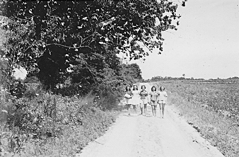 1942