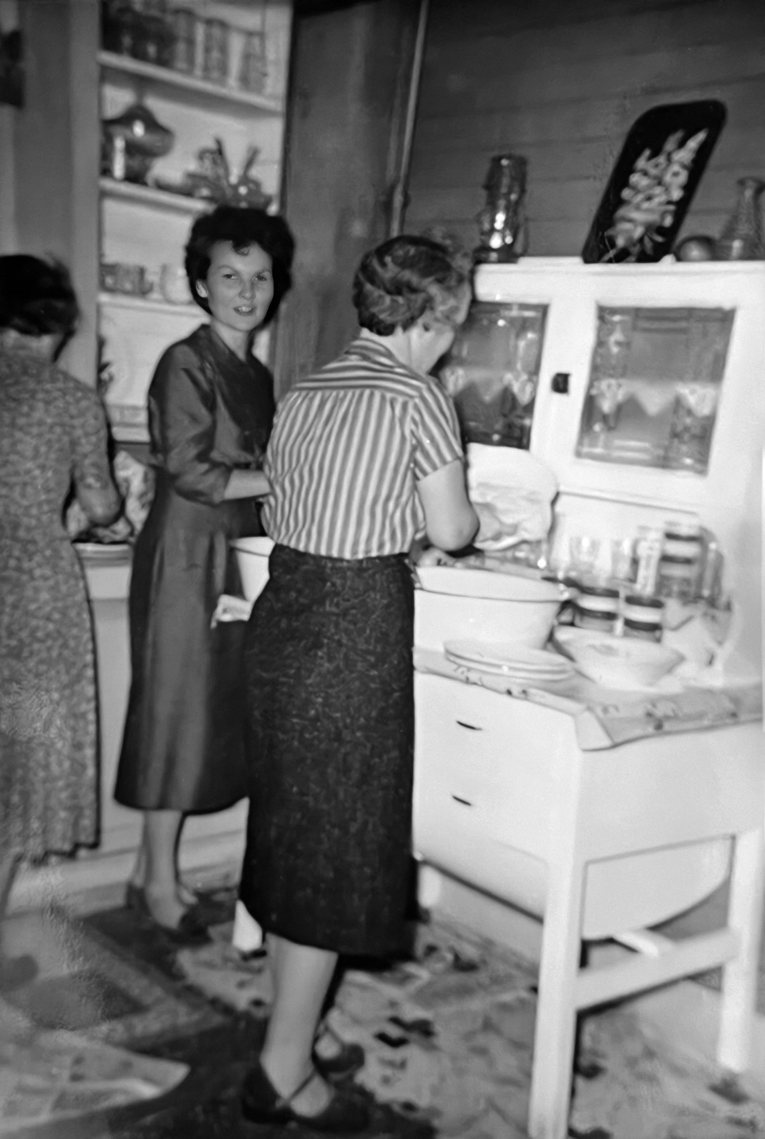 GrandmaCooking-B&W.jpg