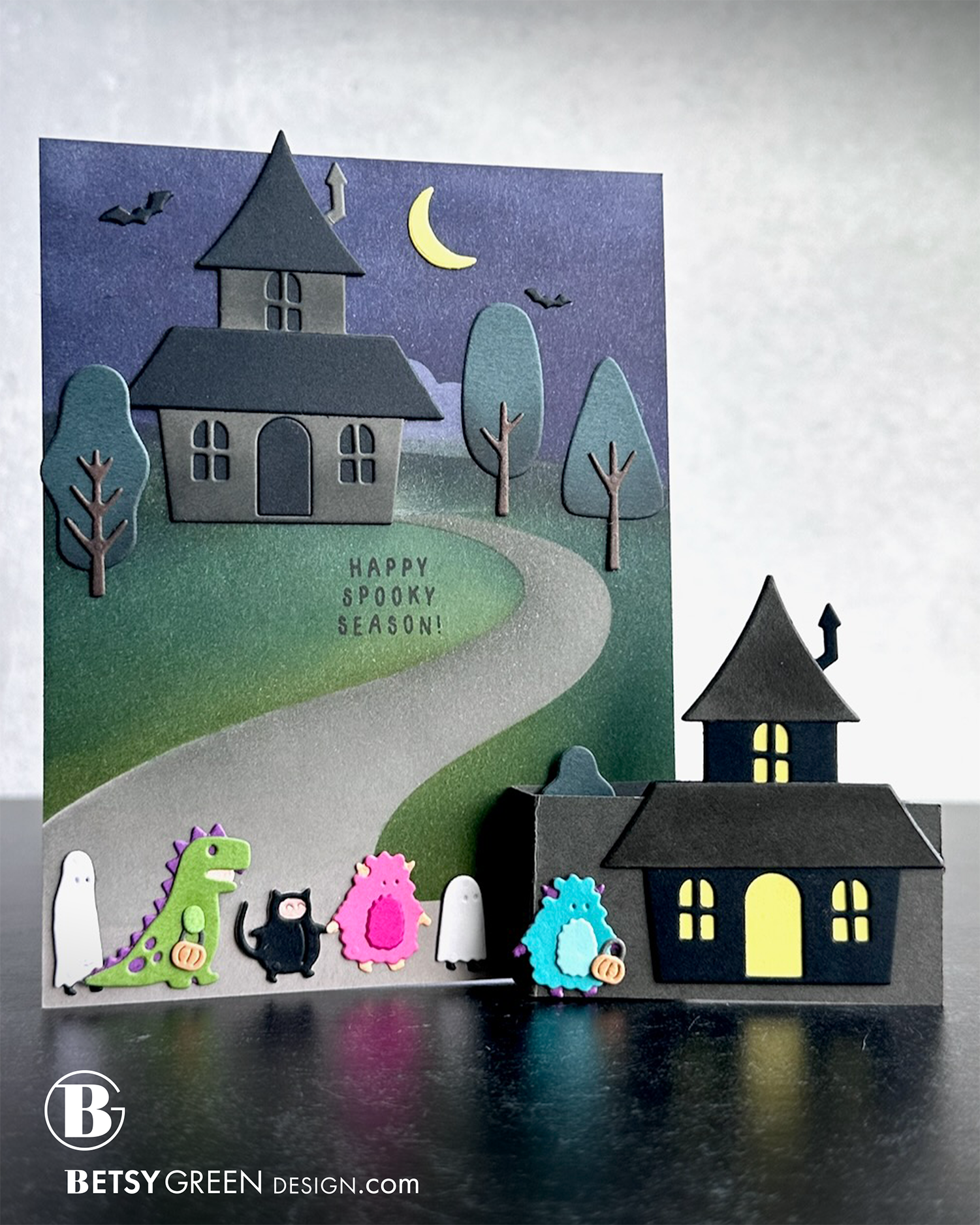 spooky countryside-stand open1.png