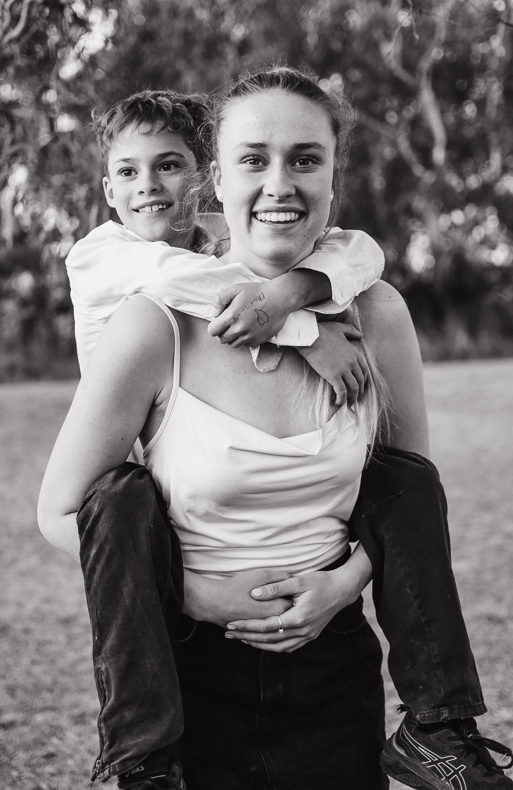 Along Came Red, Family Photography, Photographer, Armidale, New South Wales.jpg