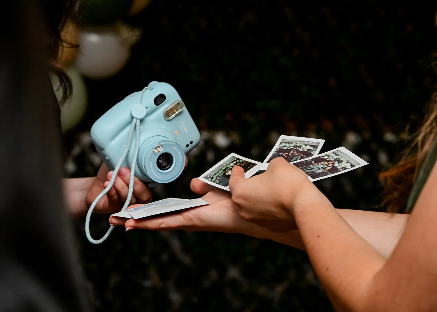 📸 

Photos of photos. 

For some reason I really like this photo&hellip;.I think it&rsquo;s because it kind of sums up the in between and fun moments of a wedding - and usually people are a bit more relaxed taking polaroid pictures than professional