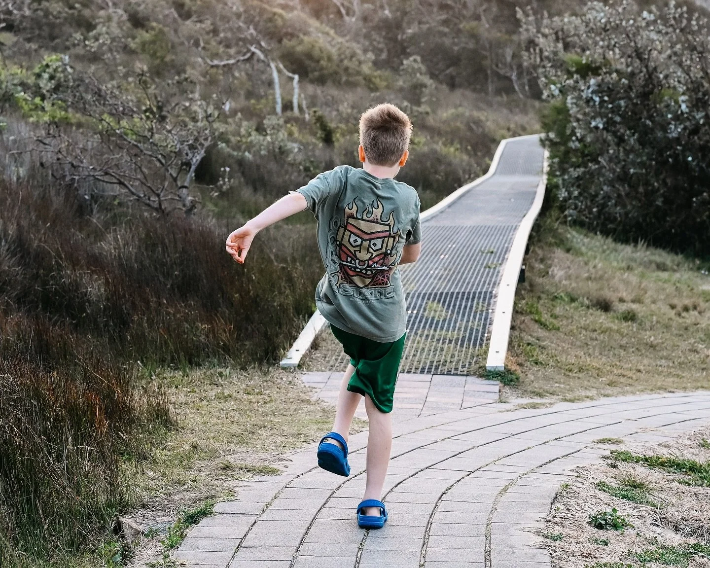 When do we stop skipping? 

I always love to watch this kid skip, as I know it will stop at some point. Sad, but true. 

Maybe we, as adults should embrace skipping again. 🤔😂

#skipping #kids #tobeakid #familyphotography #lifestylephotography #chil