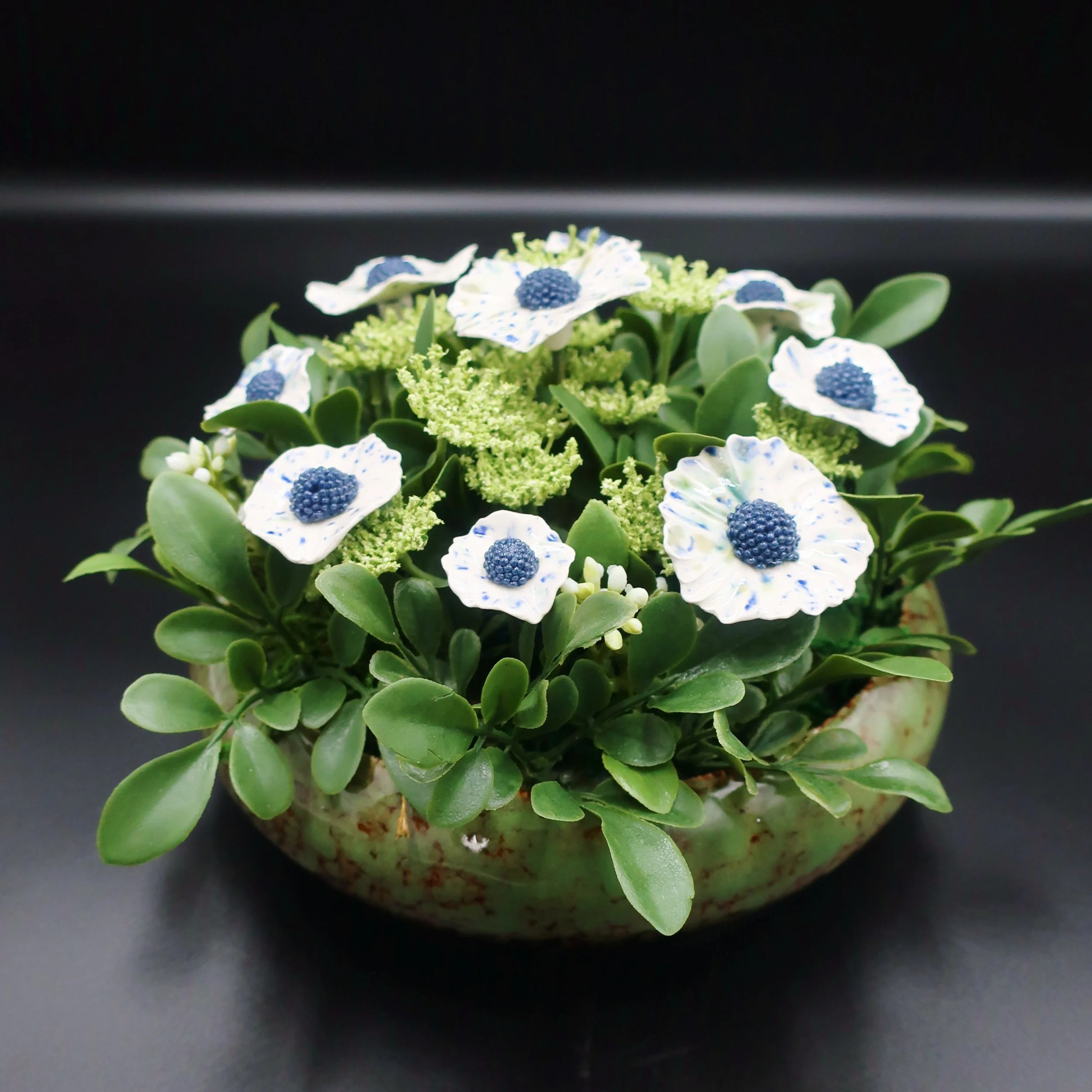 Speckled Navy Flower Arrangement