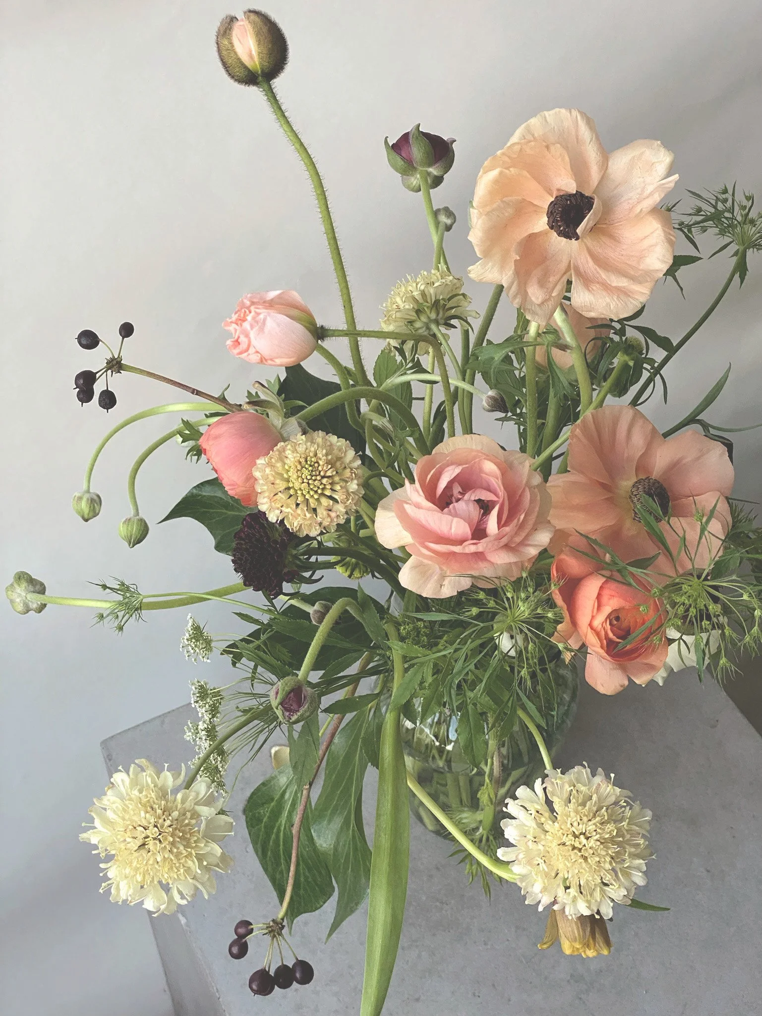 NEWBURGH FLORIST HUDSON VALLEY FLOWER DELIVERY MODERN ROMANTIC FLOWERS