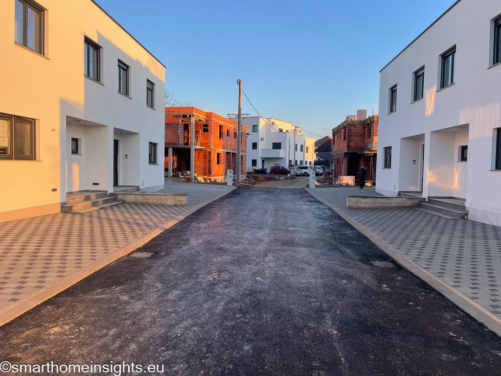 naselje u izgradnji gdje se vidi dio koji je završen i gdje ćemo uskoro useliti