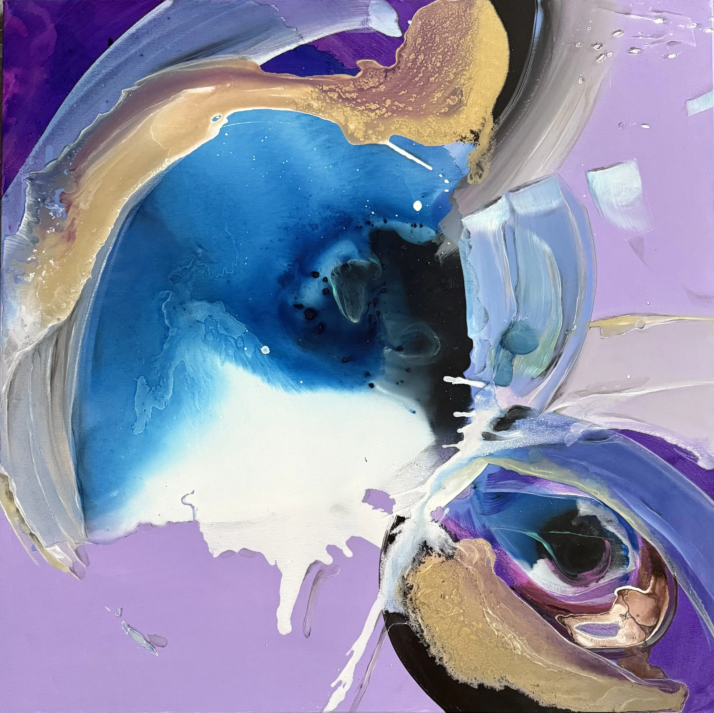 WHALE KISSED THE SQUID