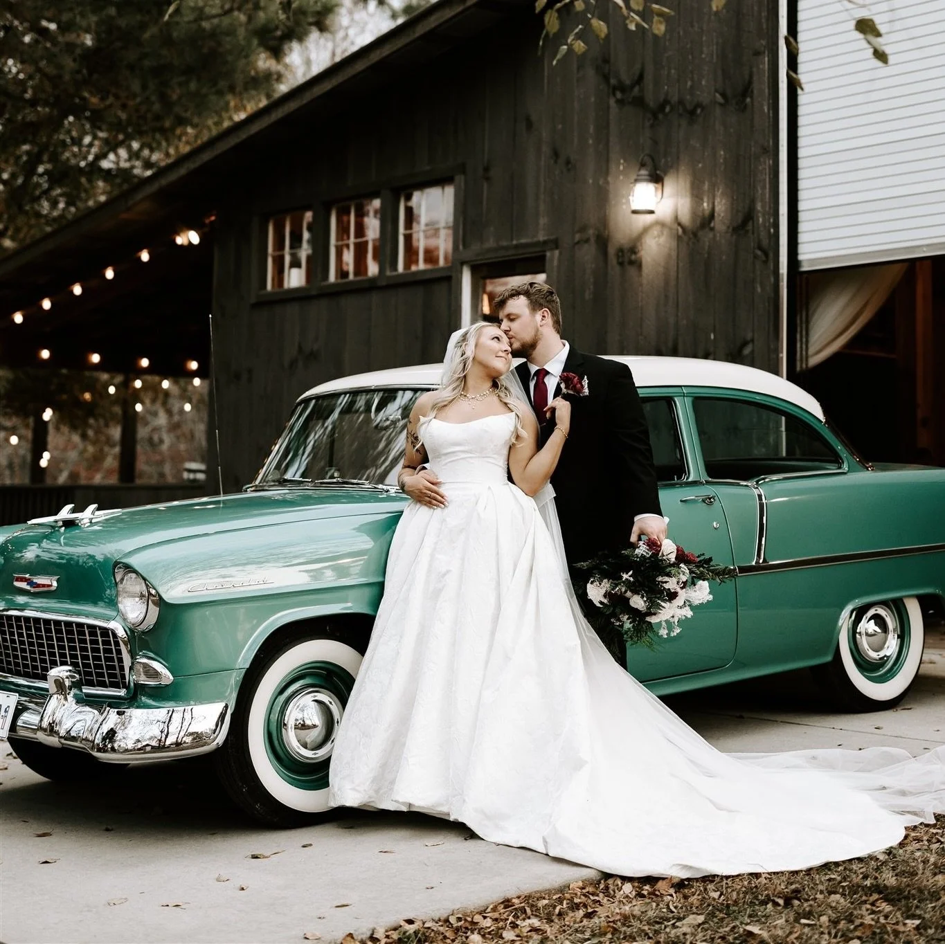 Their day felt like a scene out of a movie. A classic car, twinkling lights, chilly fall air, and two best friends promising forever. Leah and Jake what a beautiful beginning. Venue: @thecoffeybarn