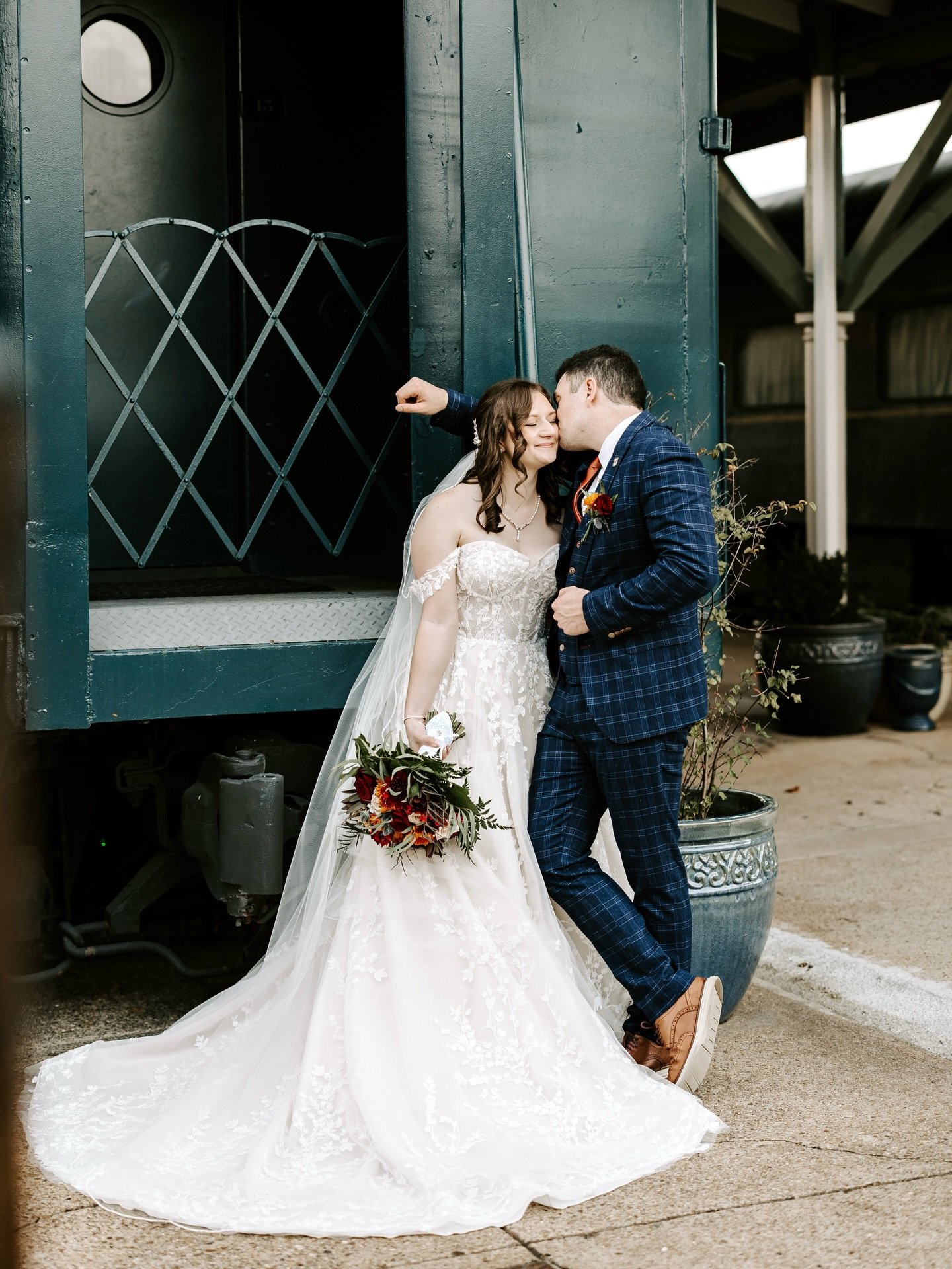 ✨ All the small things ✨ 

Vendors:
Venue: @thehotelchalet 
Planner &amp; Floral: @trilogy_design_group 
Photo: @Golden.Hour.Images
HMUA: @blowoutcochatt
