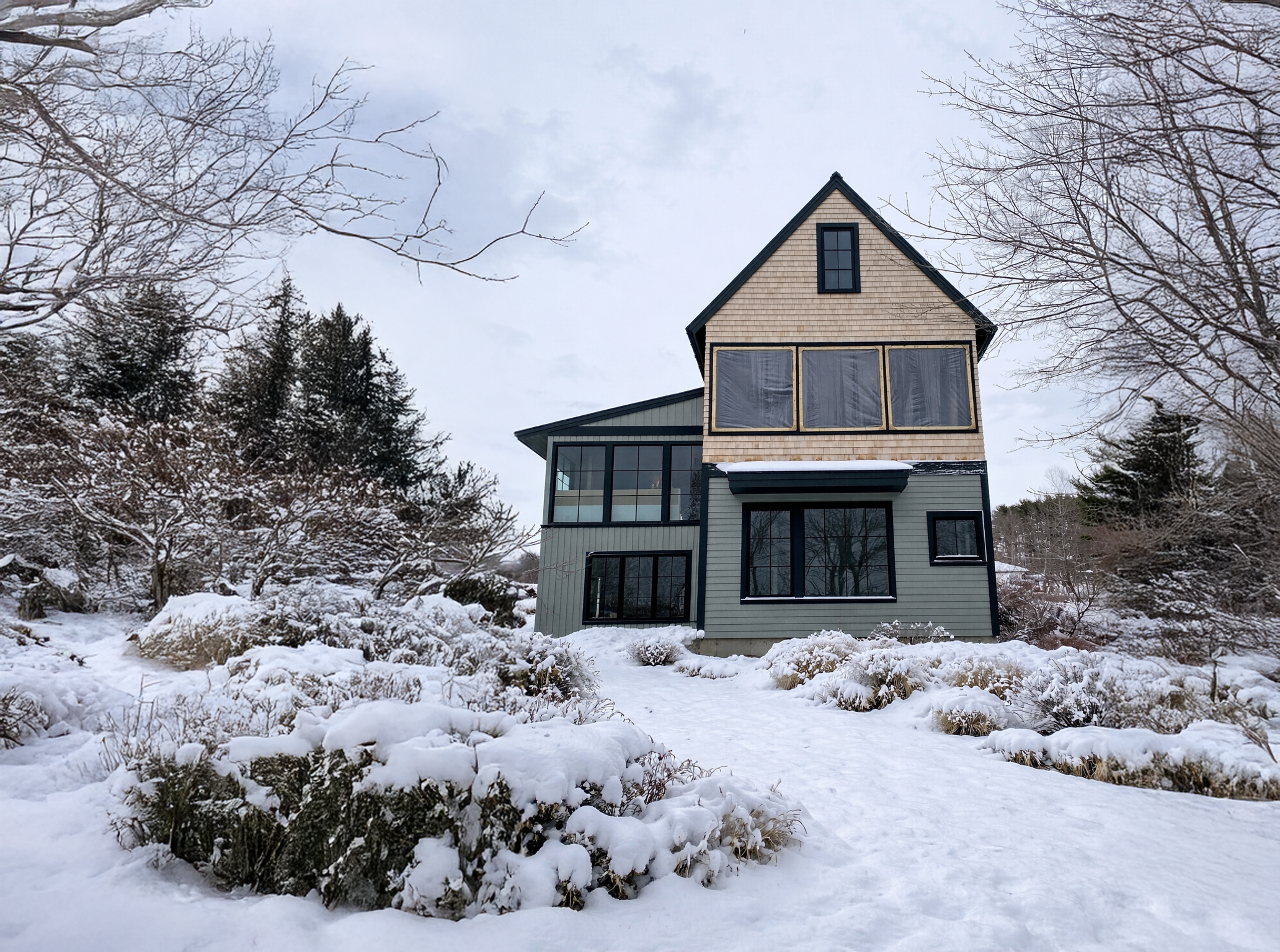 Belfast Exterior Winter 1.png