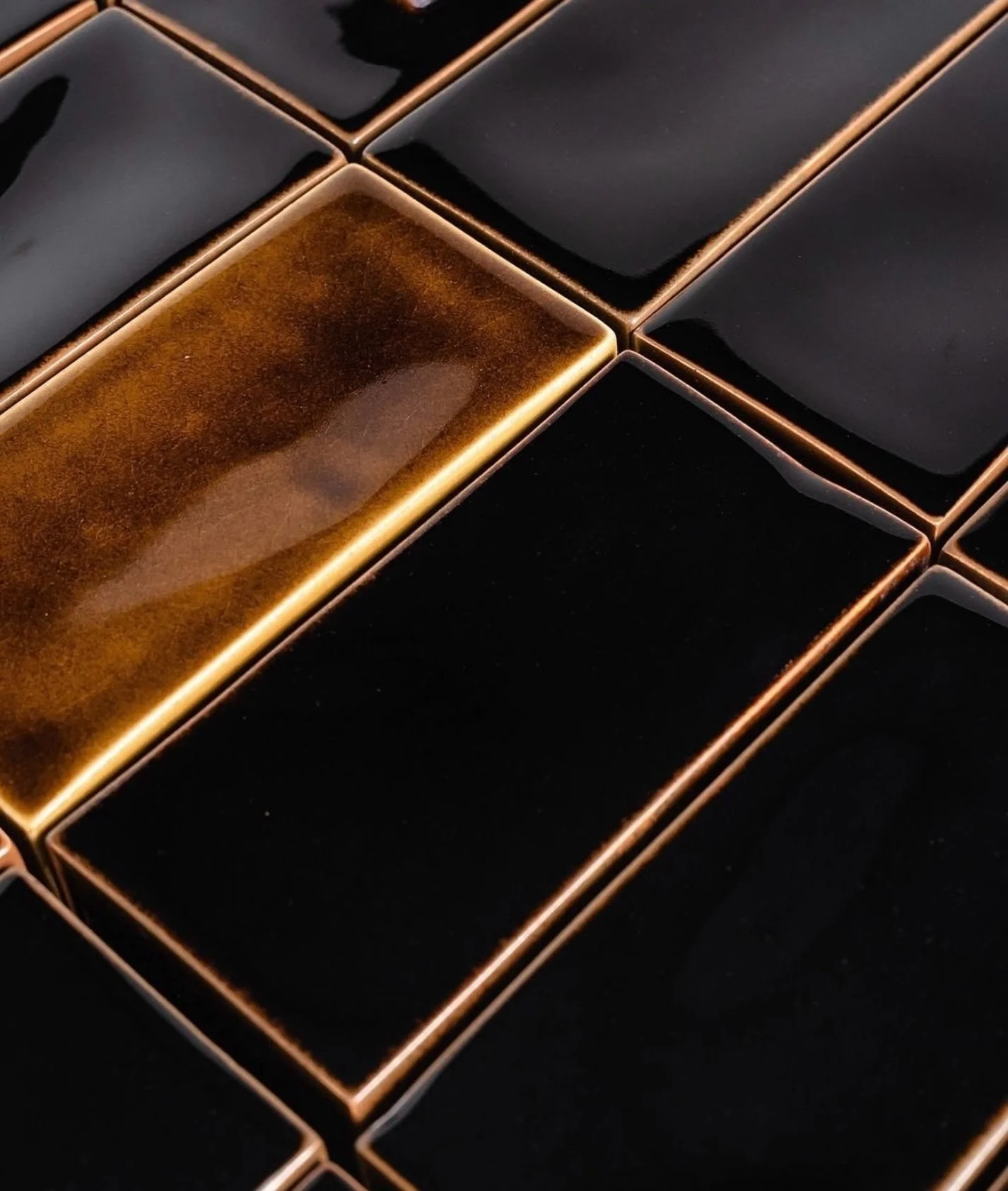 Table by @emmanuel_boos_, Comme Un Lego l, 2023
Tenmoku Glazed Porcelain