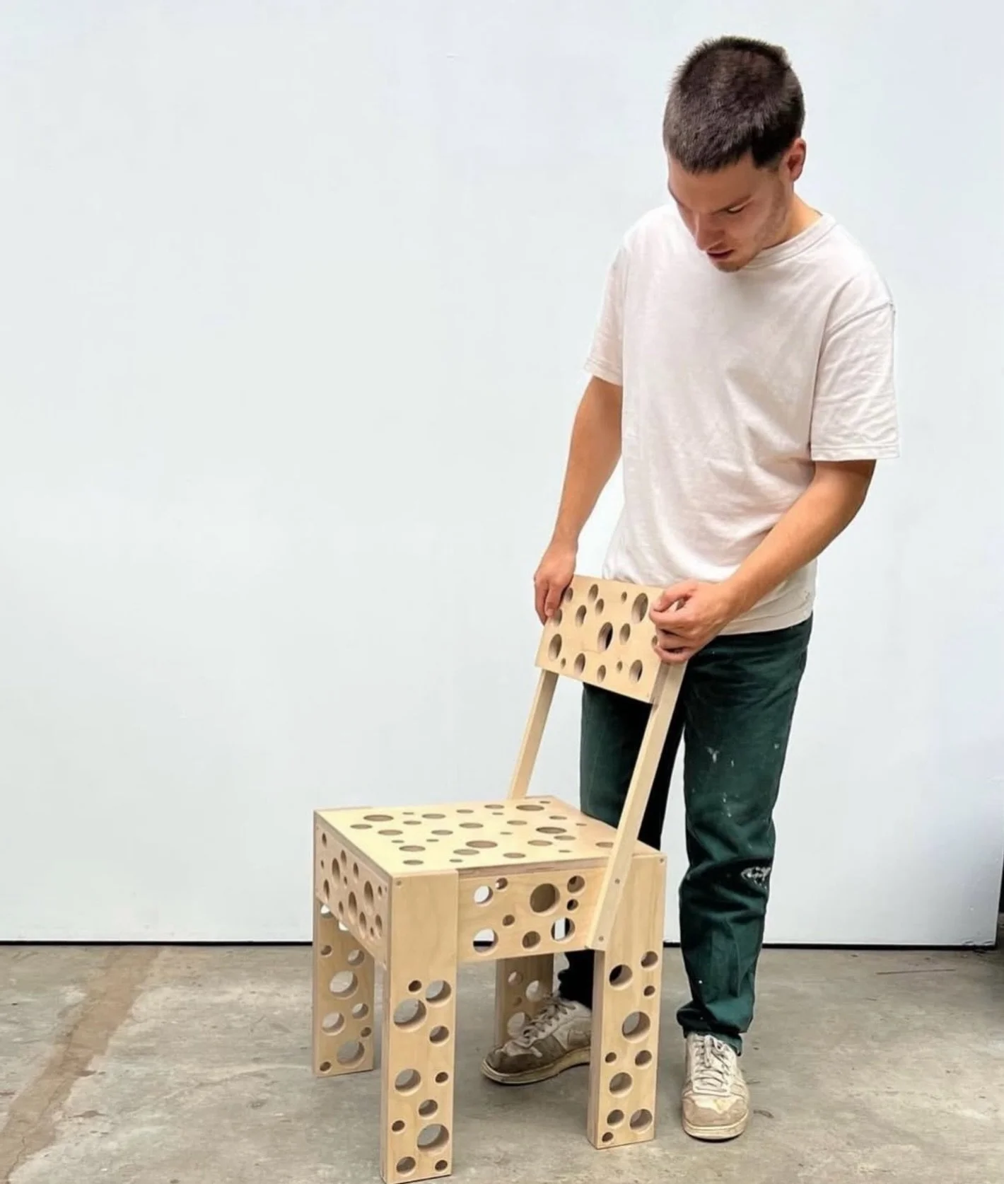 Chairs by @primo.arets on display at The Floor Is Yours exhibition during Dutch Design Week.

"The collection consists of 7 chairs. The first chair is made out of solid oak wood. All the other chairs are based on this model but made out of waste