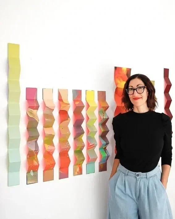 UNFOLDING THE PAGE: NICOLE PIETRANTONI