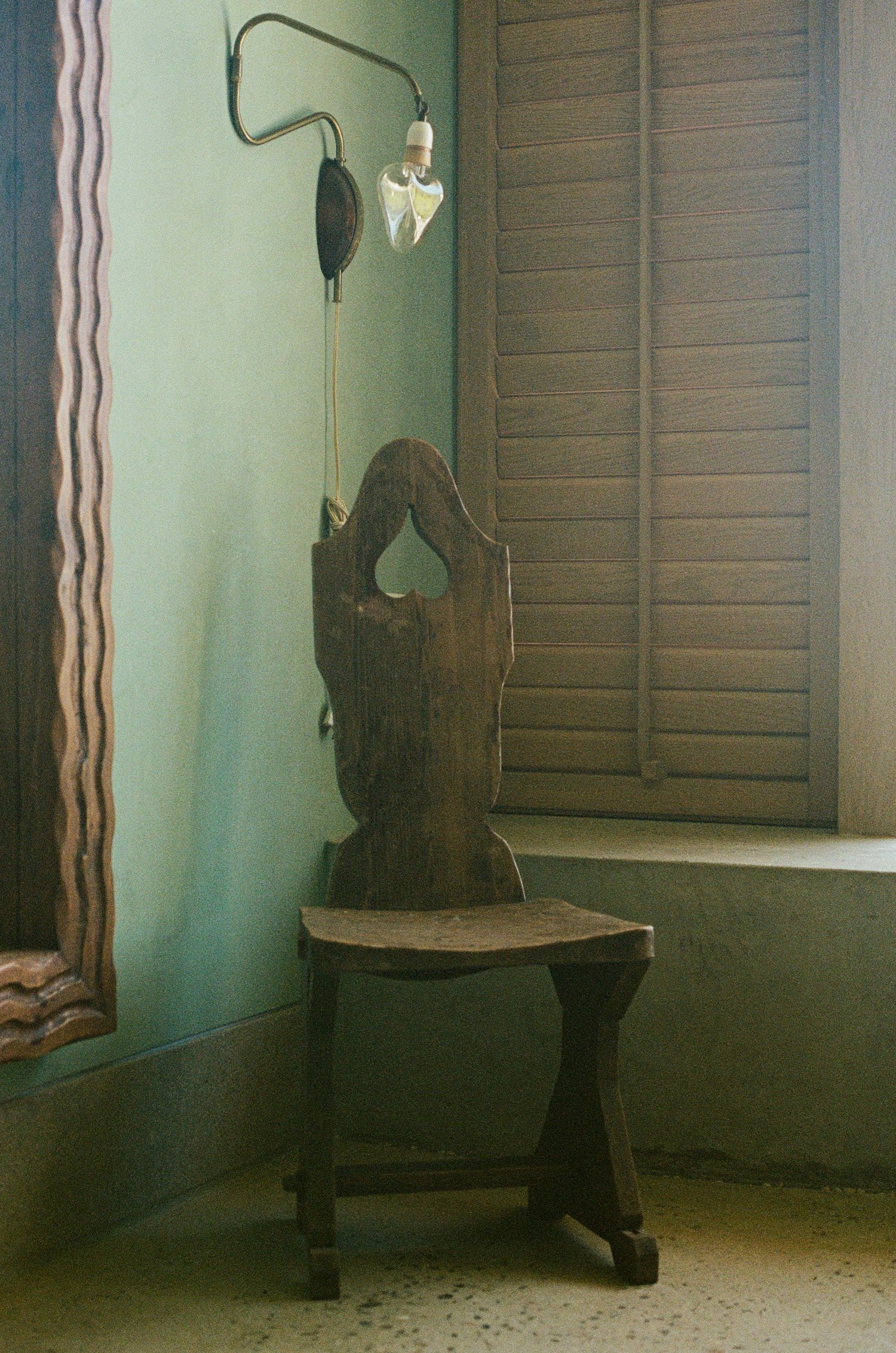 000072260027-1 (dragged) copy.jpg