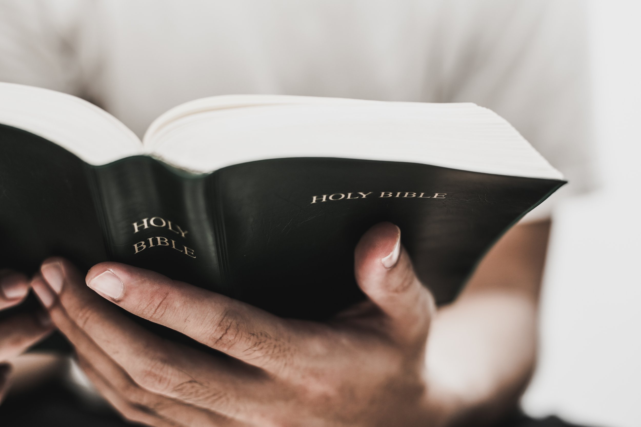 14) Tips for Studying the Bible