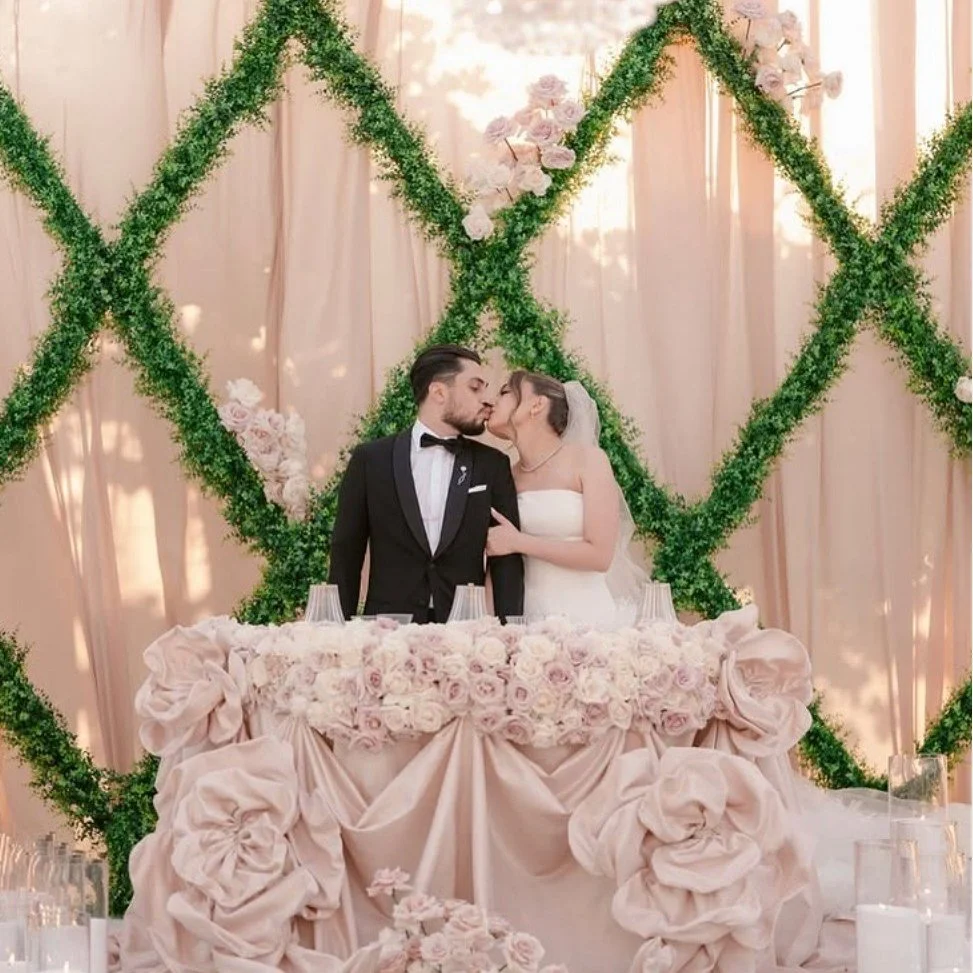 @_ruby_kay &amp; @withaflairevents turned vision into reality for Sona + Levon&rsquo;s unforgettable day. A celebration where no detail was spared. Cheers to The Yeps! 💗 Wedding Production x Planning - @_ruby_kay @withaflairevents

Bride @sona.guekg