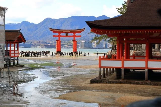 miyajima-private-japan-tour-itsukushima-shrine.jpg