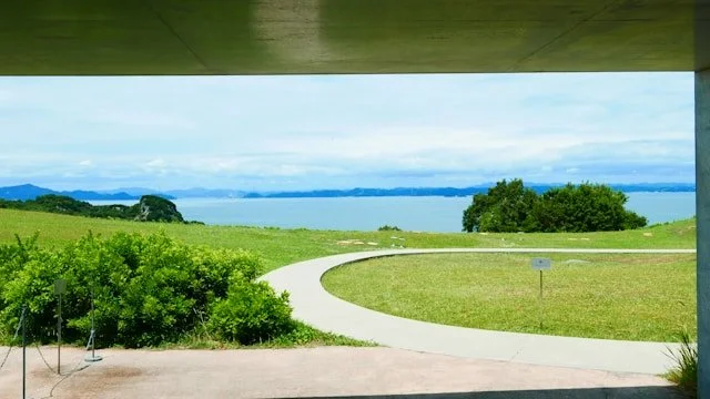 teshima-private-tour-park.jpg
