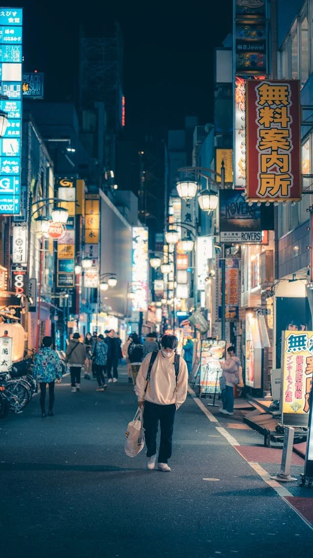 tokyo-shopping-express-tour-luxury-items.jpg
