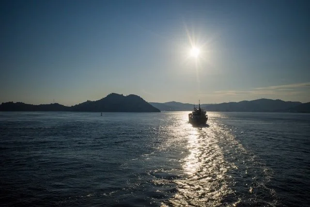 teshima-private-tour-ocean.jpg
